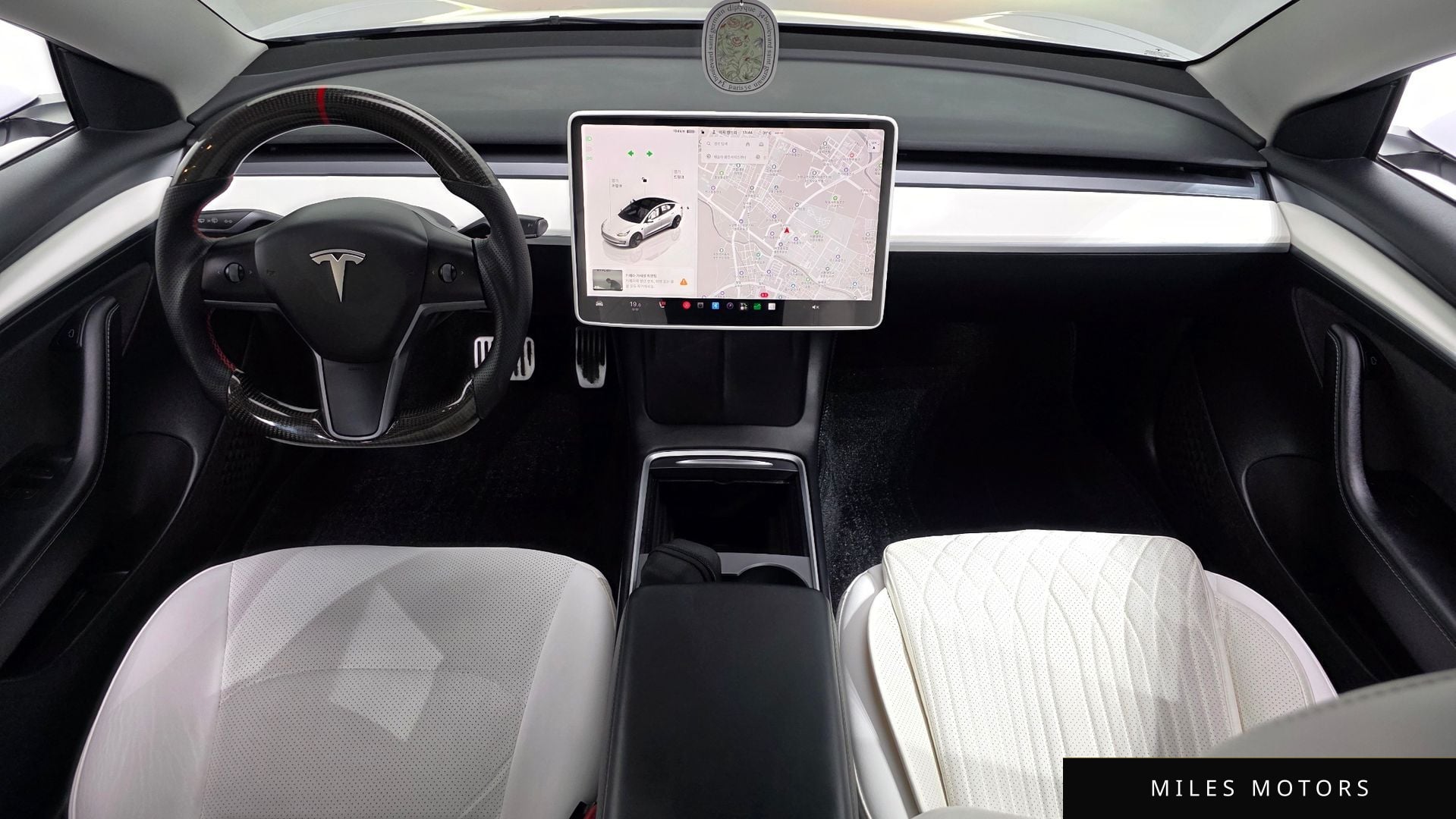Tesla Model 3 2022 — миниатюра 10