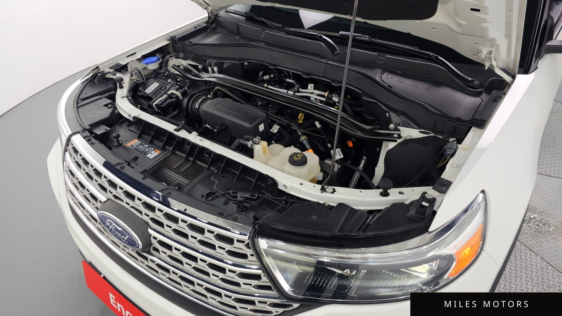 Ford Explorer 2023 — миниатюра 6
