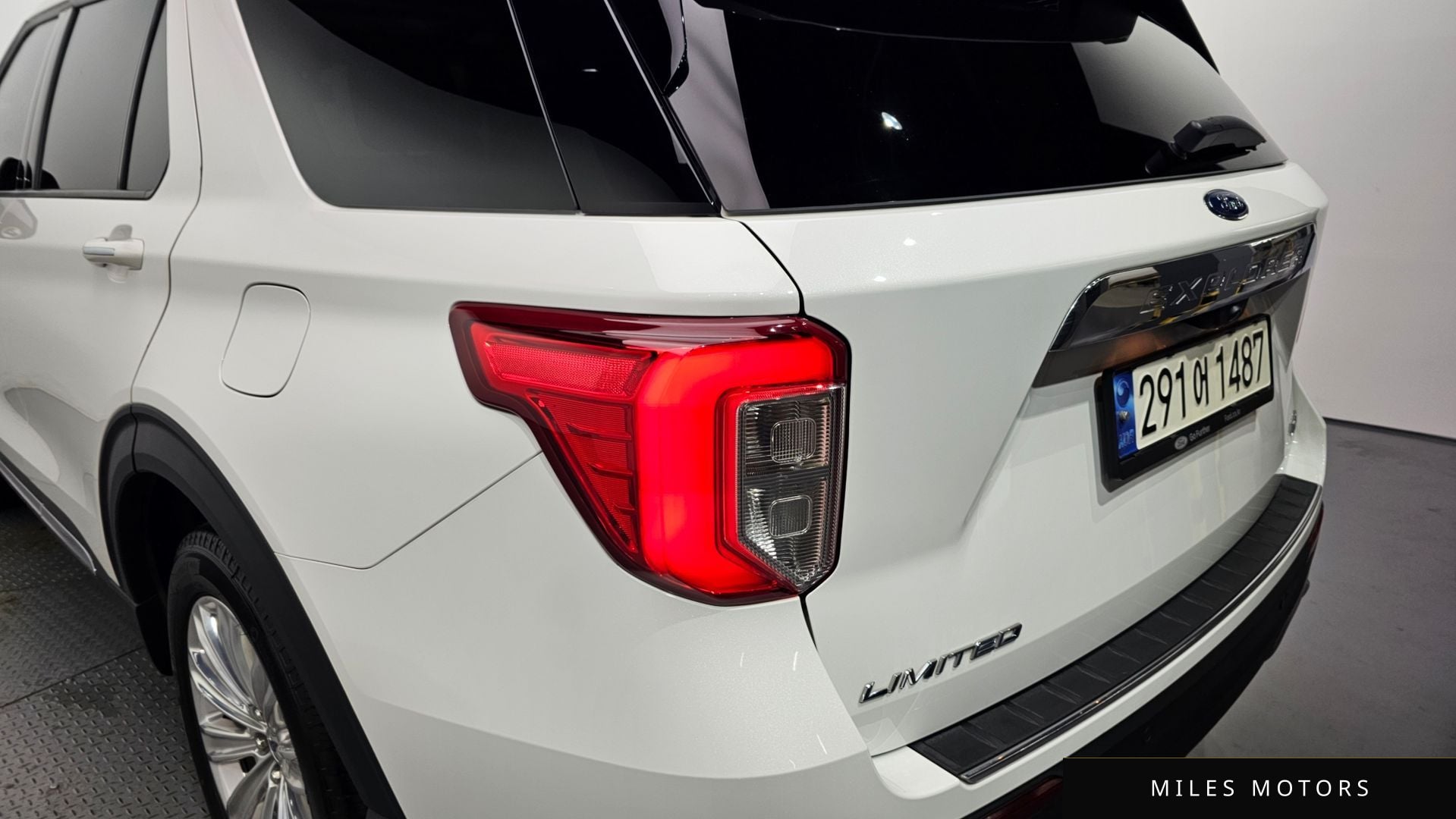 Ford Explorer 2023 — миниатюра 9