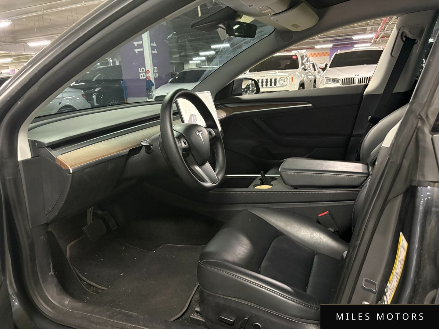 Tesla Model 3 2021 — миниатюра 10