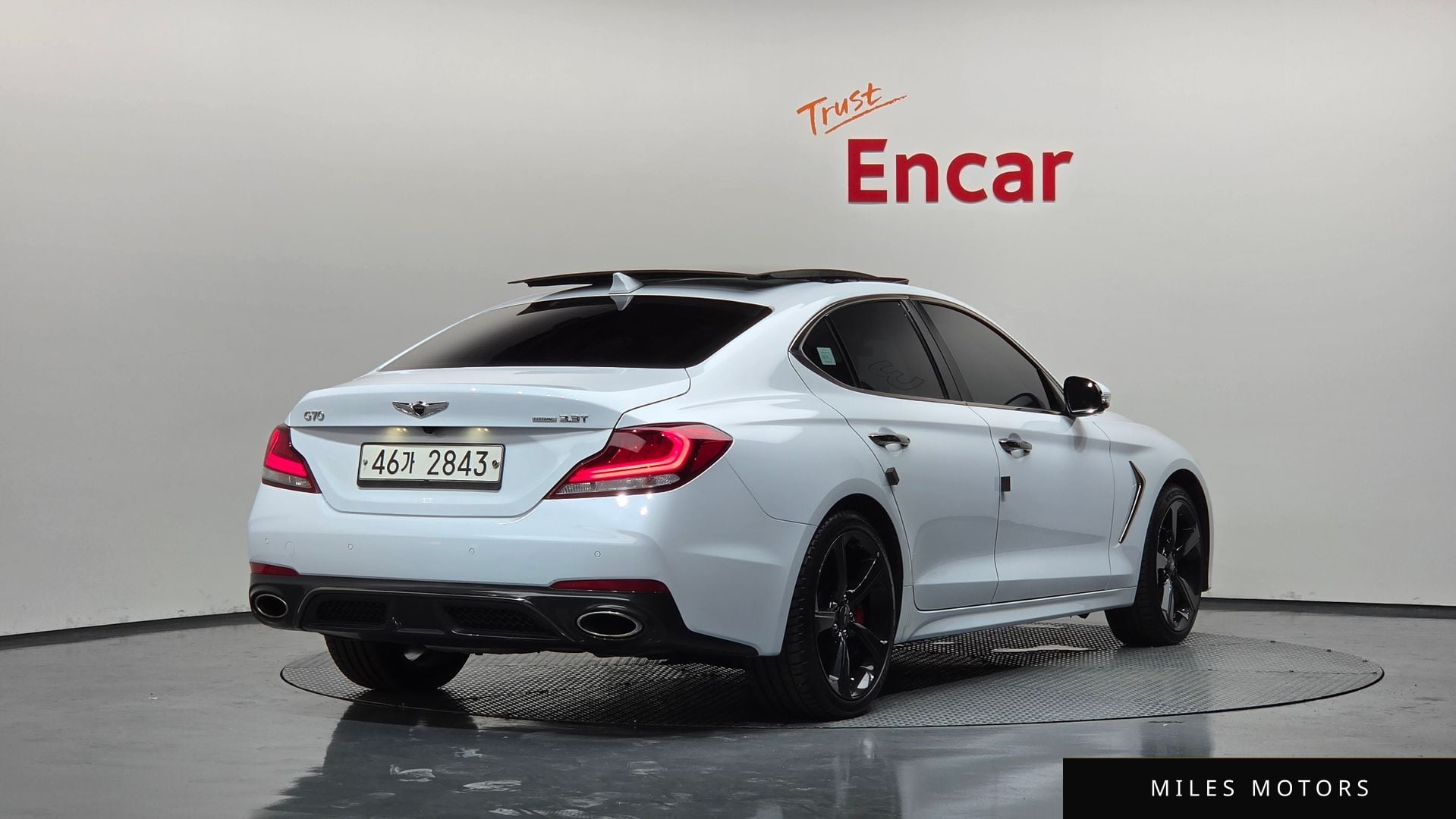Genesis G70 2018 — фото 1 из 12