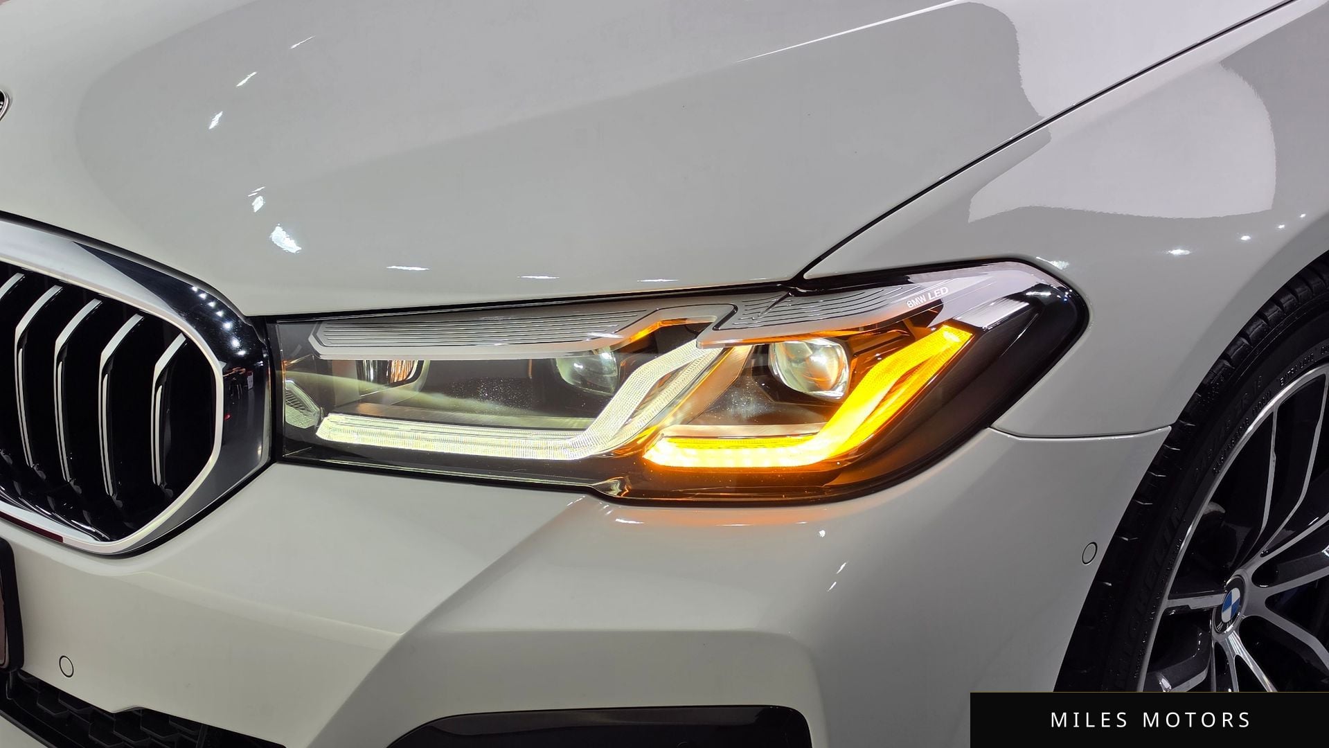 BMW 5 Series (G30) 2022 — миниатюра 7