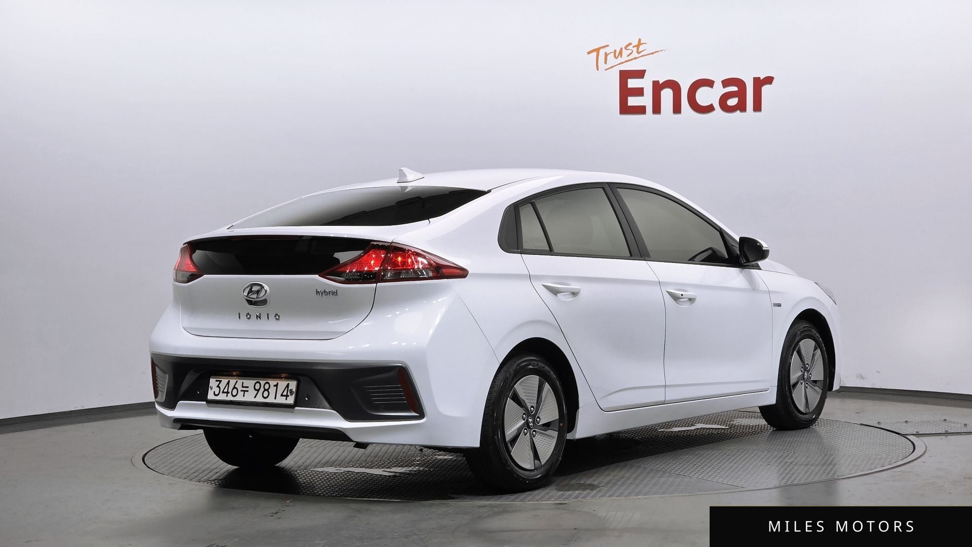 Hyundai Ioniq 2020 — миниатюра 2
