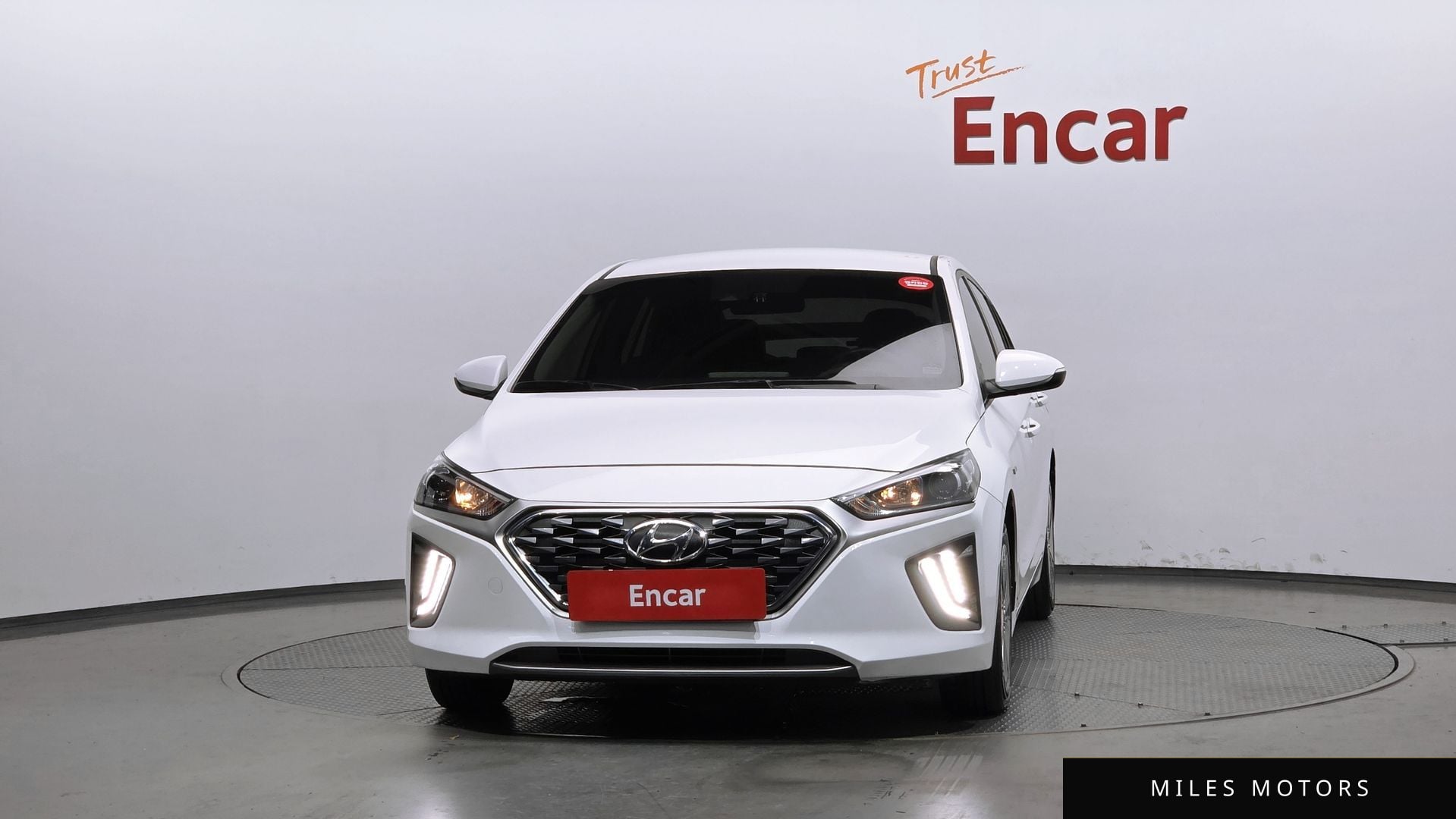 Hyundai Ioniq 2020 — миниатюра 3