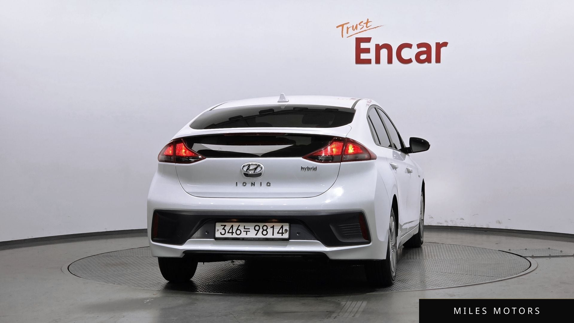 Hyundai Ioniq 2020 — миниатюра 4