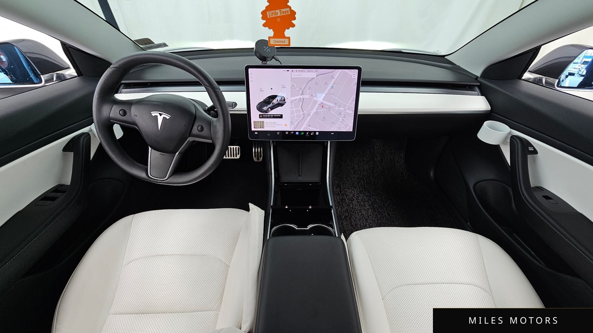 Tesla Model 3 2020 — миниатюра 10