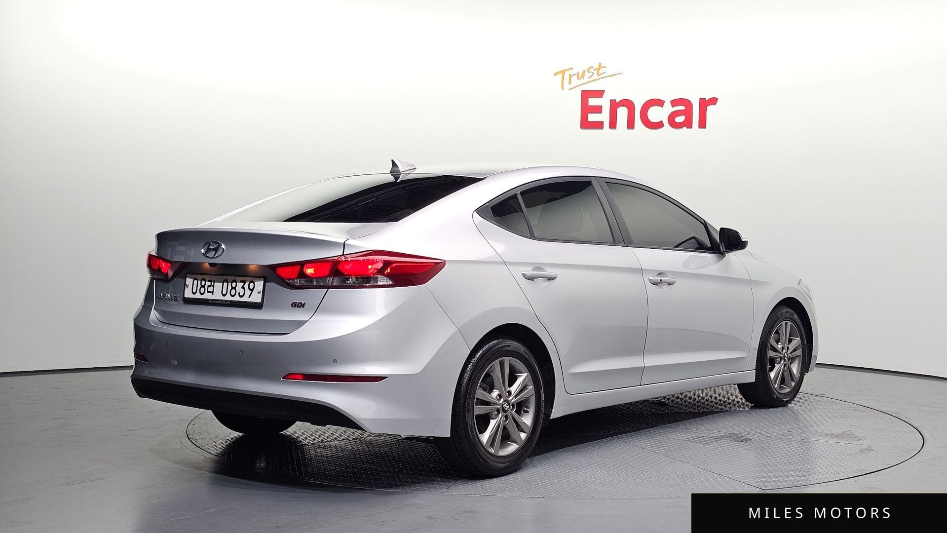Hyundai AVANTE 2016 — миниатюра 2