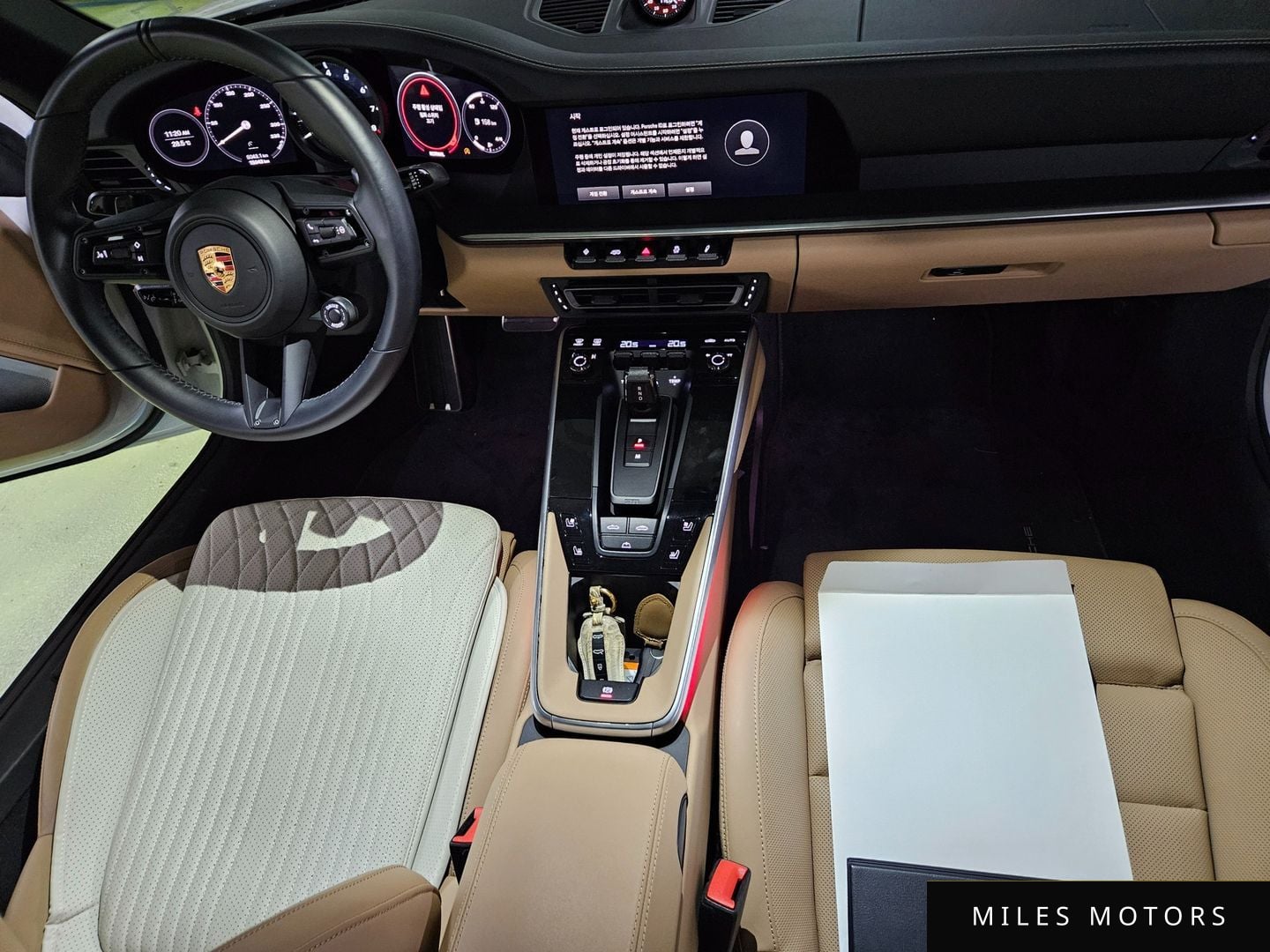 Porsche 911 (992) 2022 — миниатюра 12