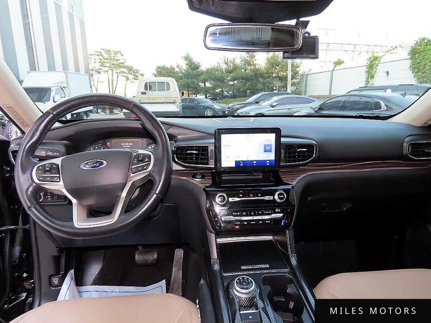 Ford Explorer 2021 — миниатюра 7
