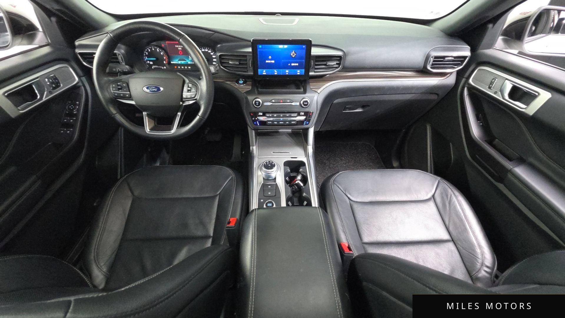 Ford Explorer 2020 — миниатюра 10