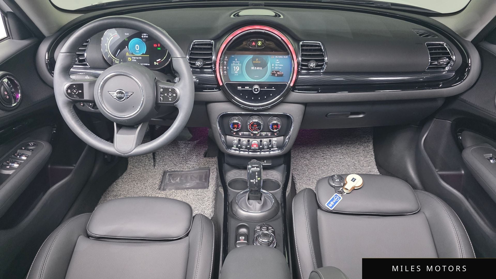 MINI Clubman 2024 — миниатюра 10