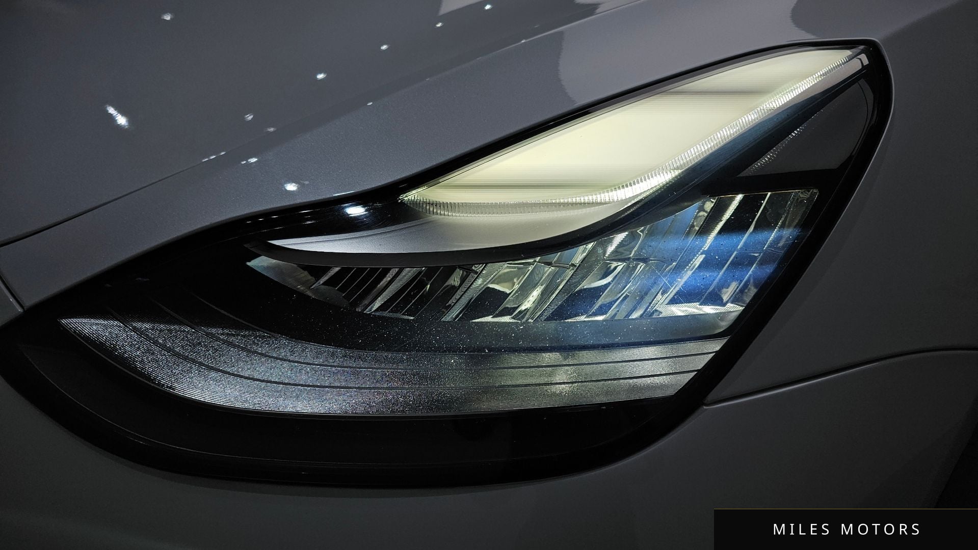 Tesla Model 3 2020 — миниатюра 8