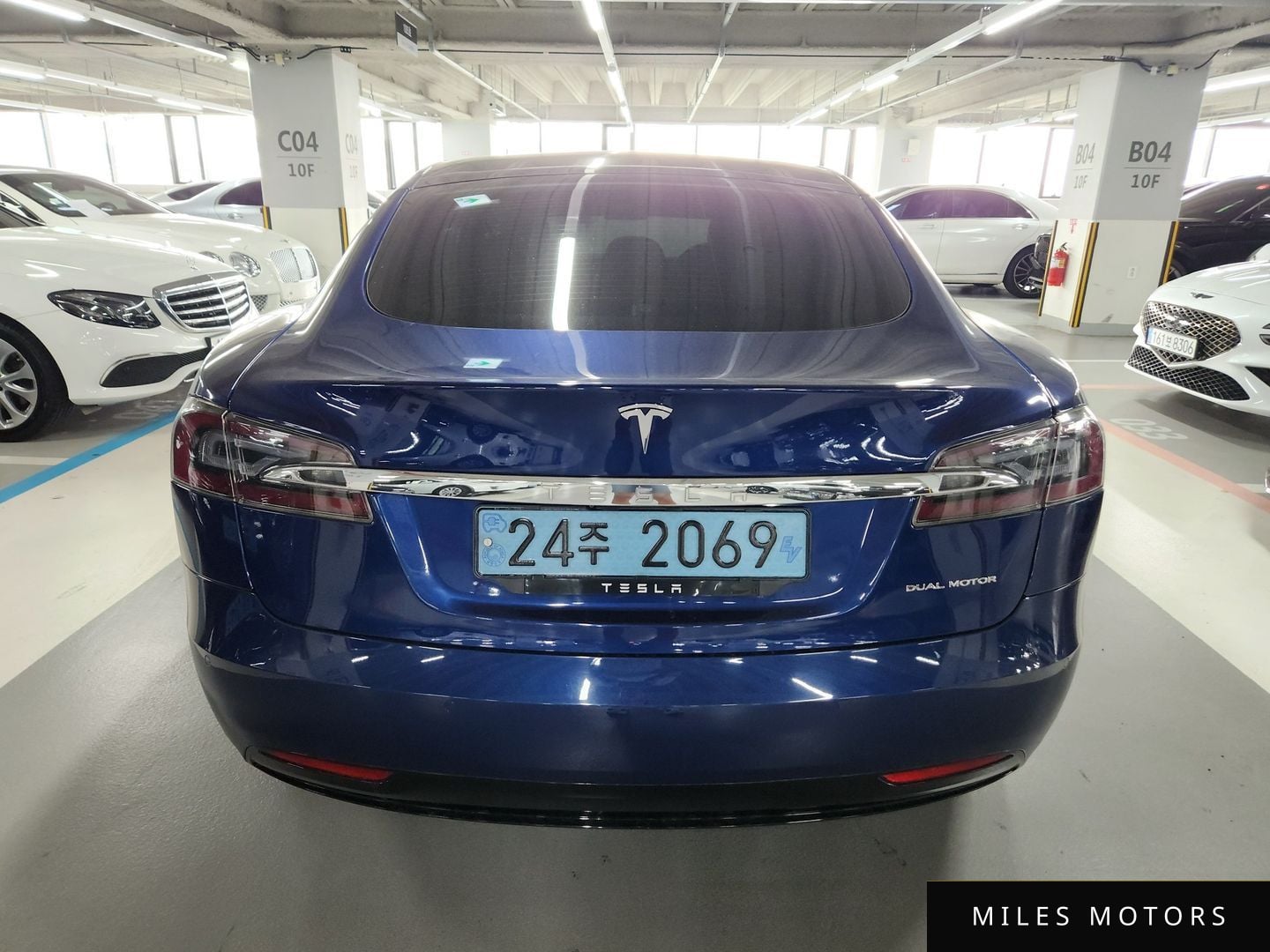 Tesla Model S 2020 — миниатюра 5