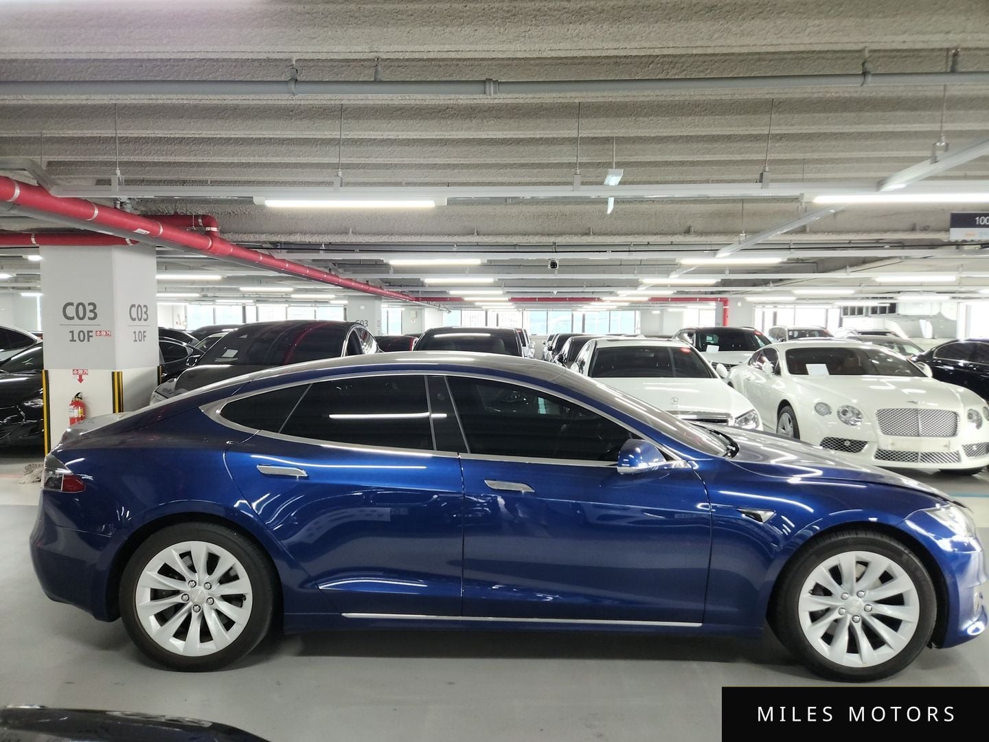 Tesla Model S 2020 — миниатюра 7