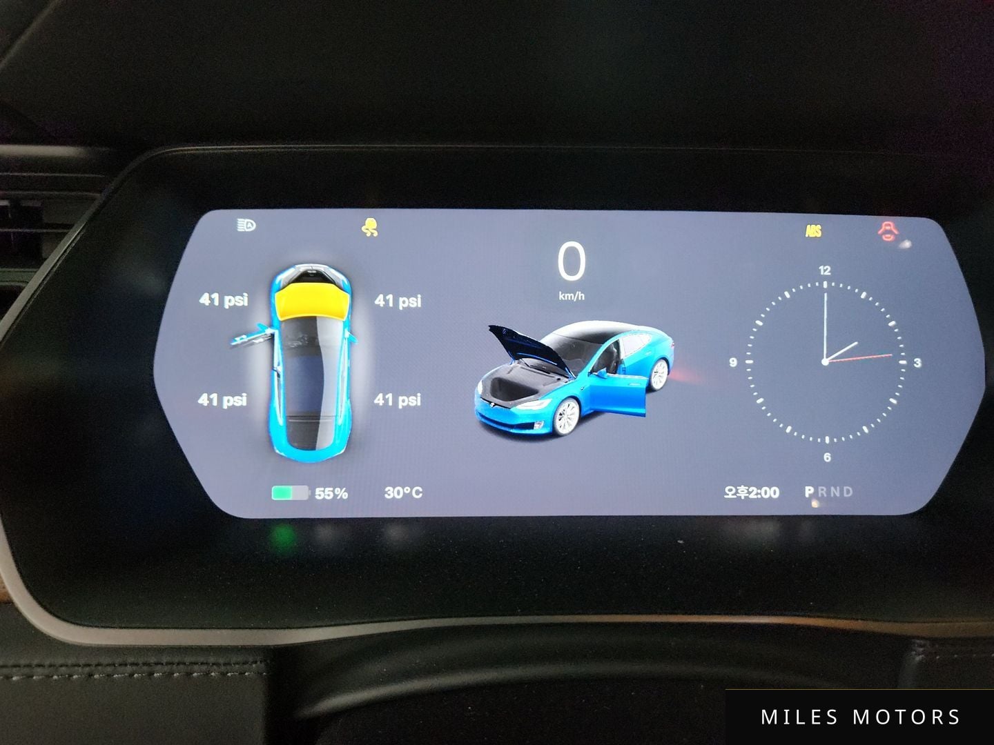 Tesla Model S 2020 — миниатюра 12