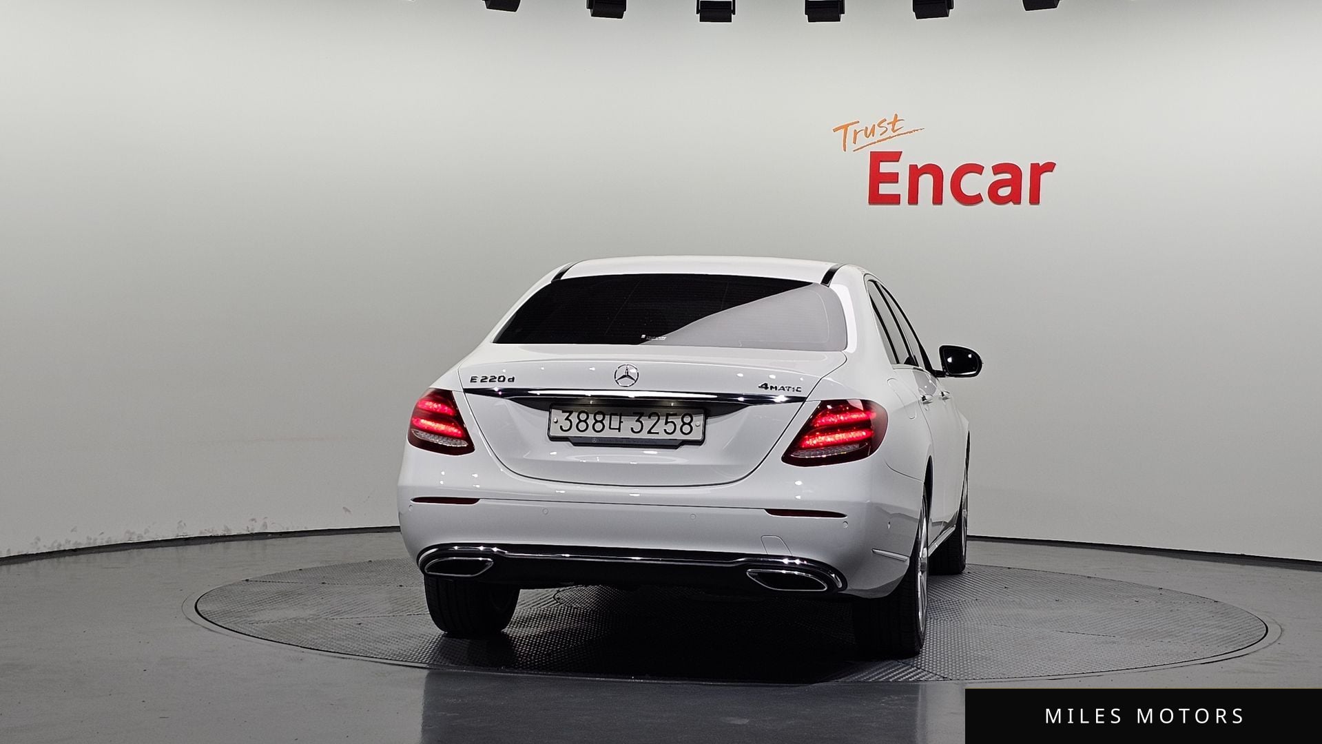 Mercedes-Benz E-Class W213 2020 — миниатюра 4