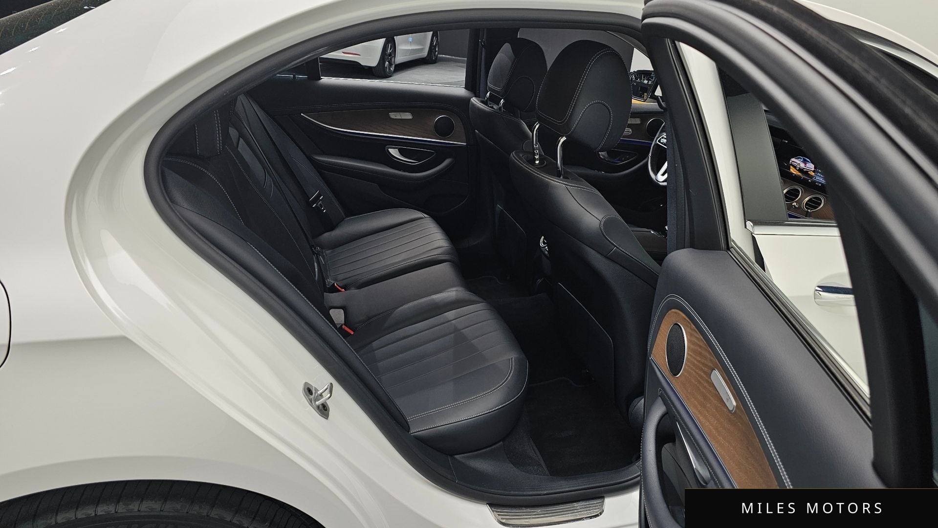 Mercedes-Benz E-Class W213 2020 — миниатюра 11