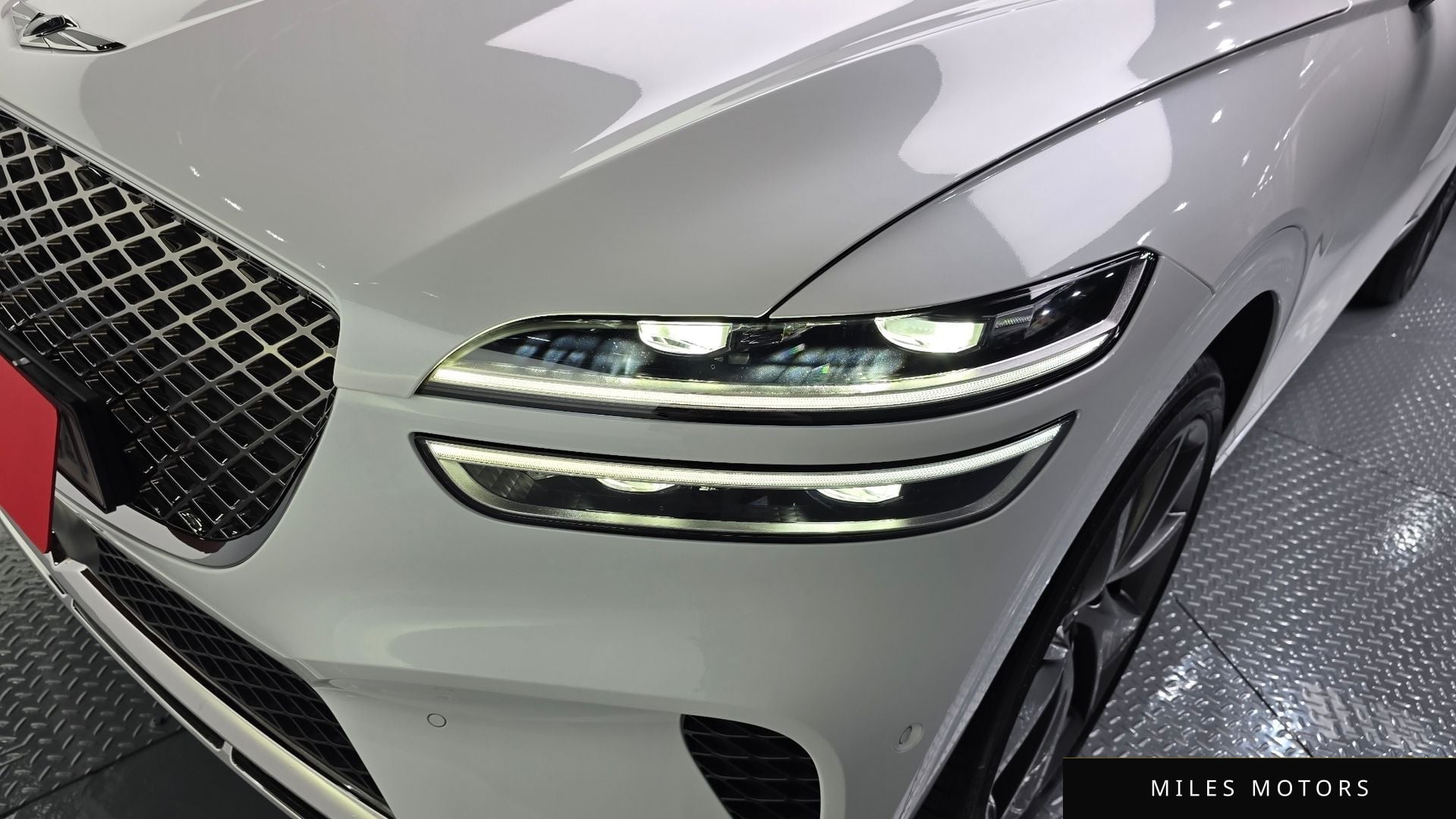 Genesis GV70 2023 — миниатюра 8