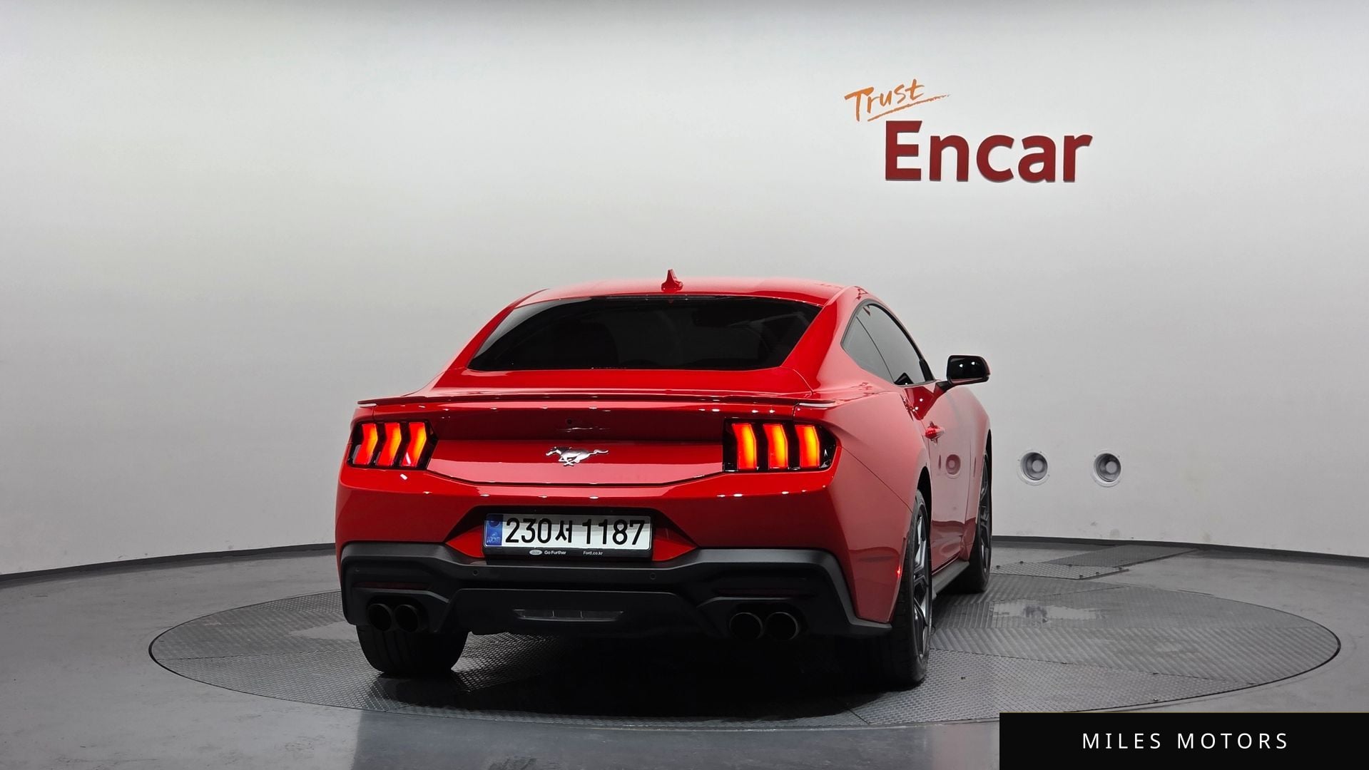 Ford Mustang 2025 — миниатюра 4
