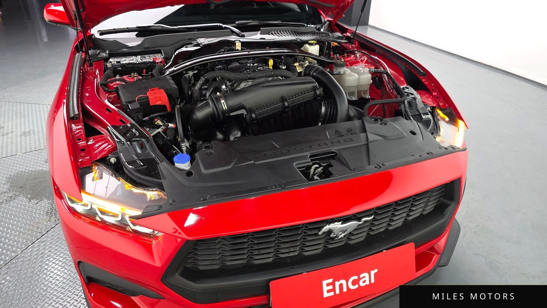 Ford Mustang 2025 — миниатюра 6