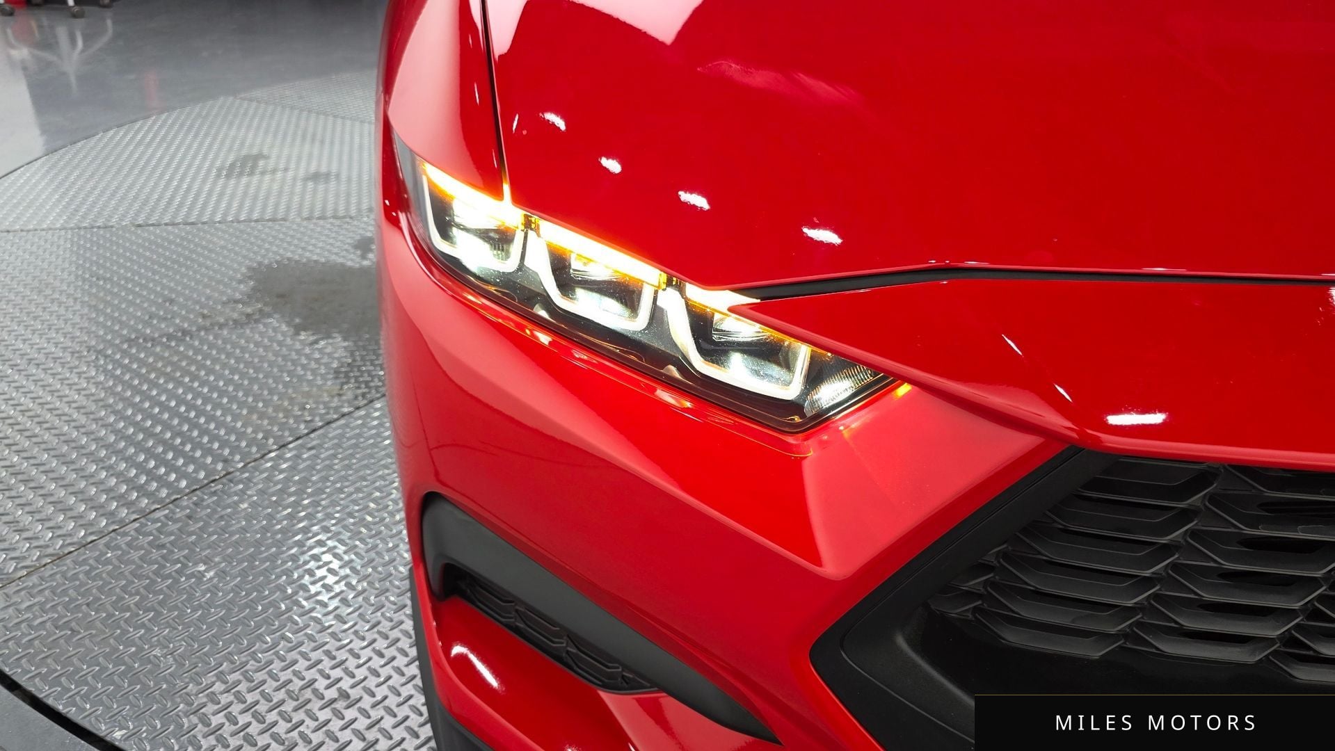 Ford Mustang 2025 — миниатюра 8