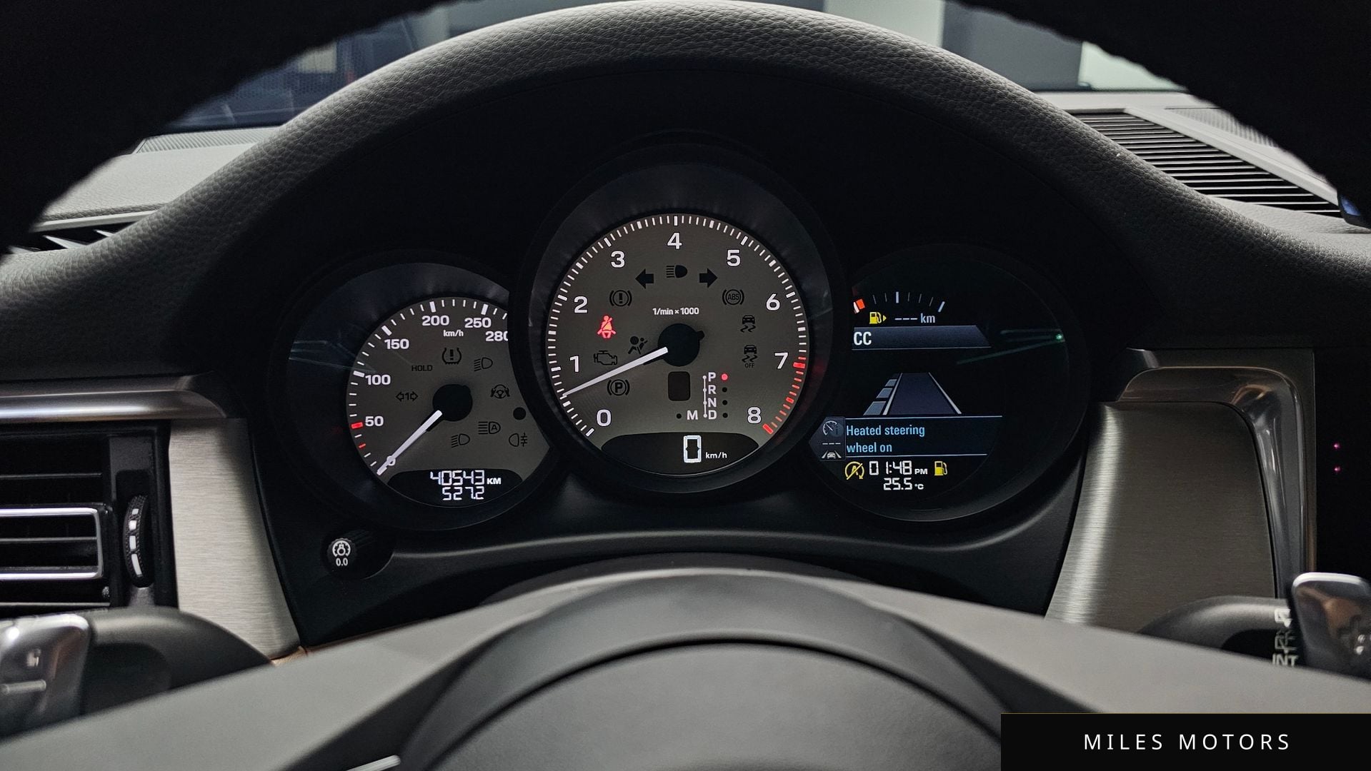 Porsche Macan 2022 — миниатюра 11