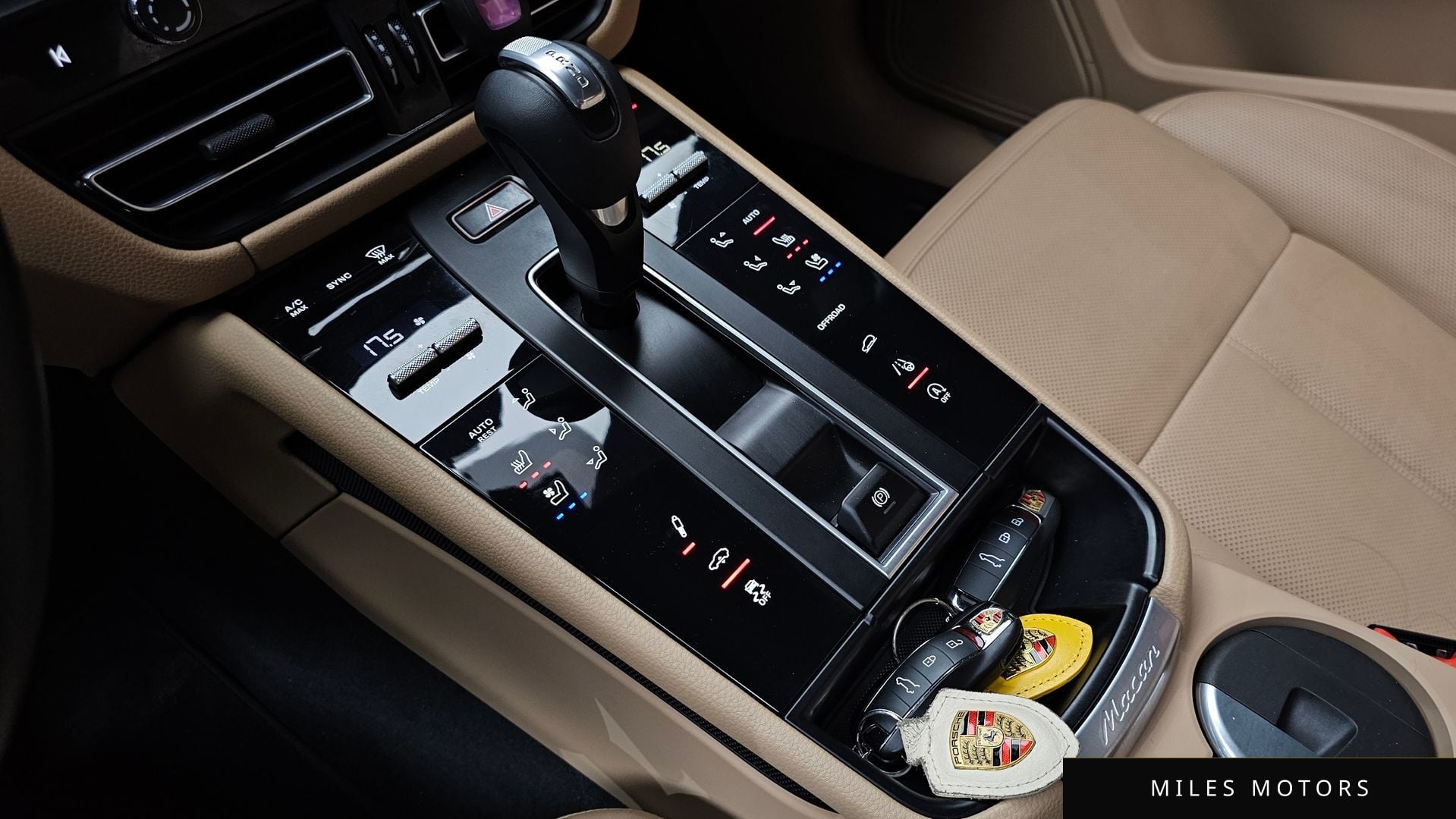 Porsche Macan 2022 — миниатюра 12