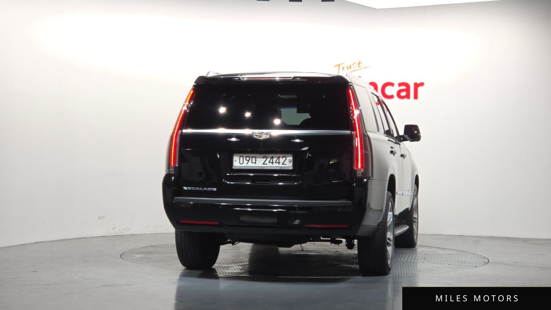 Cadillac Escalade 2018 — миниатюра 4