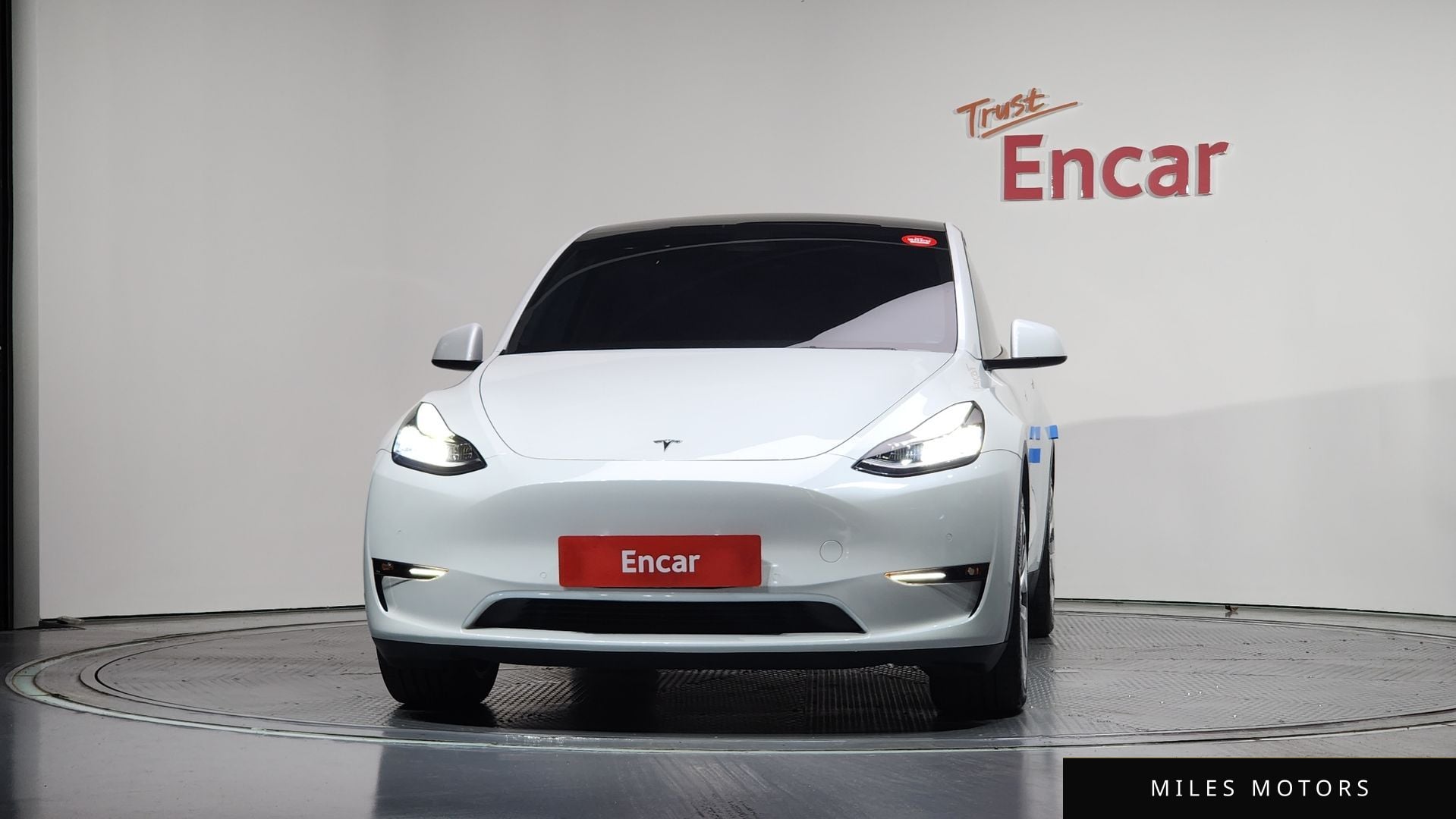 Tesla Model Y 2022 — миниатюра 3