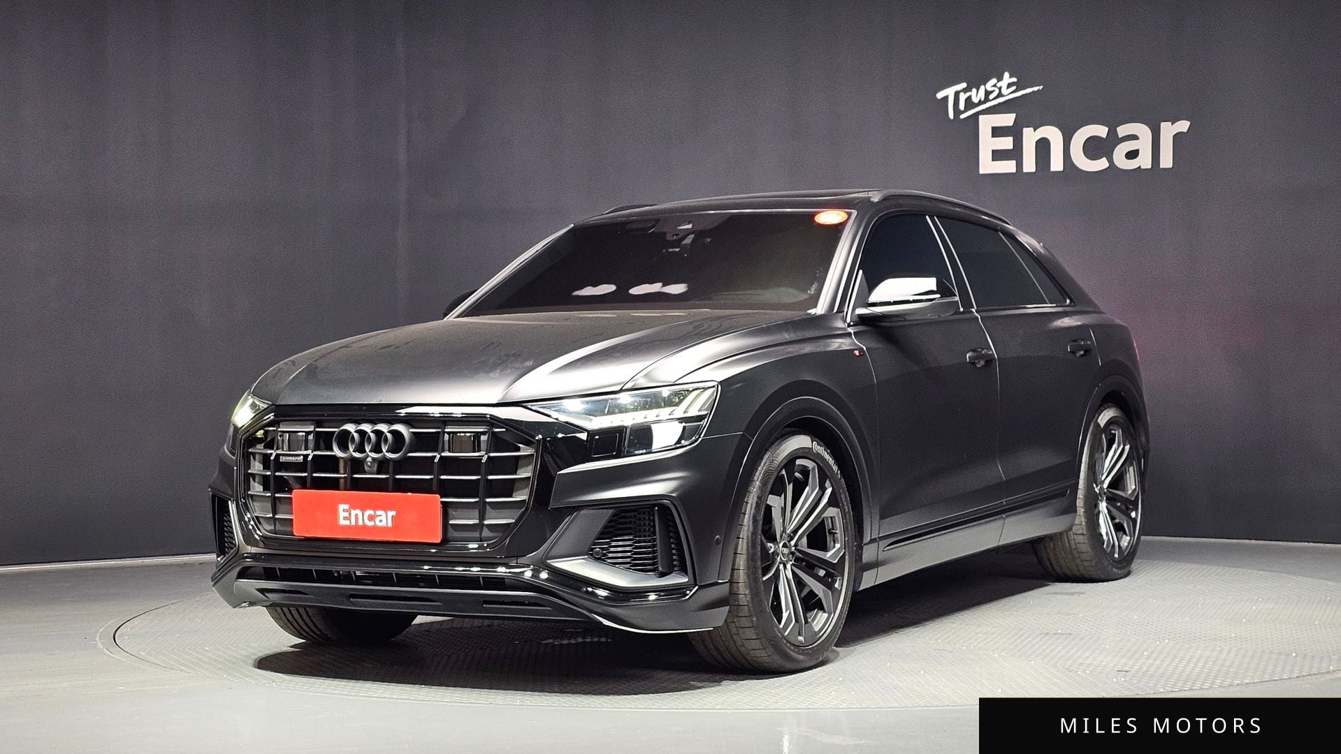 Audi Q8 (4M) 2023 — фото 1 из 12