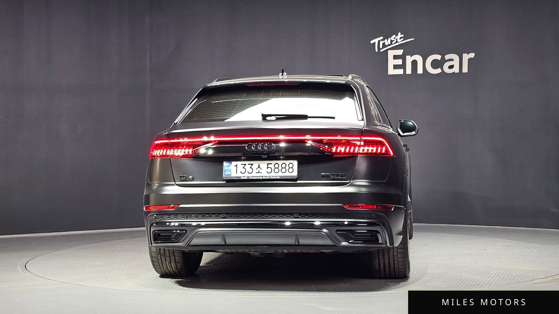 Audi Q8 (4M) 2023 — миниатюра 4