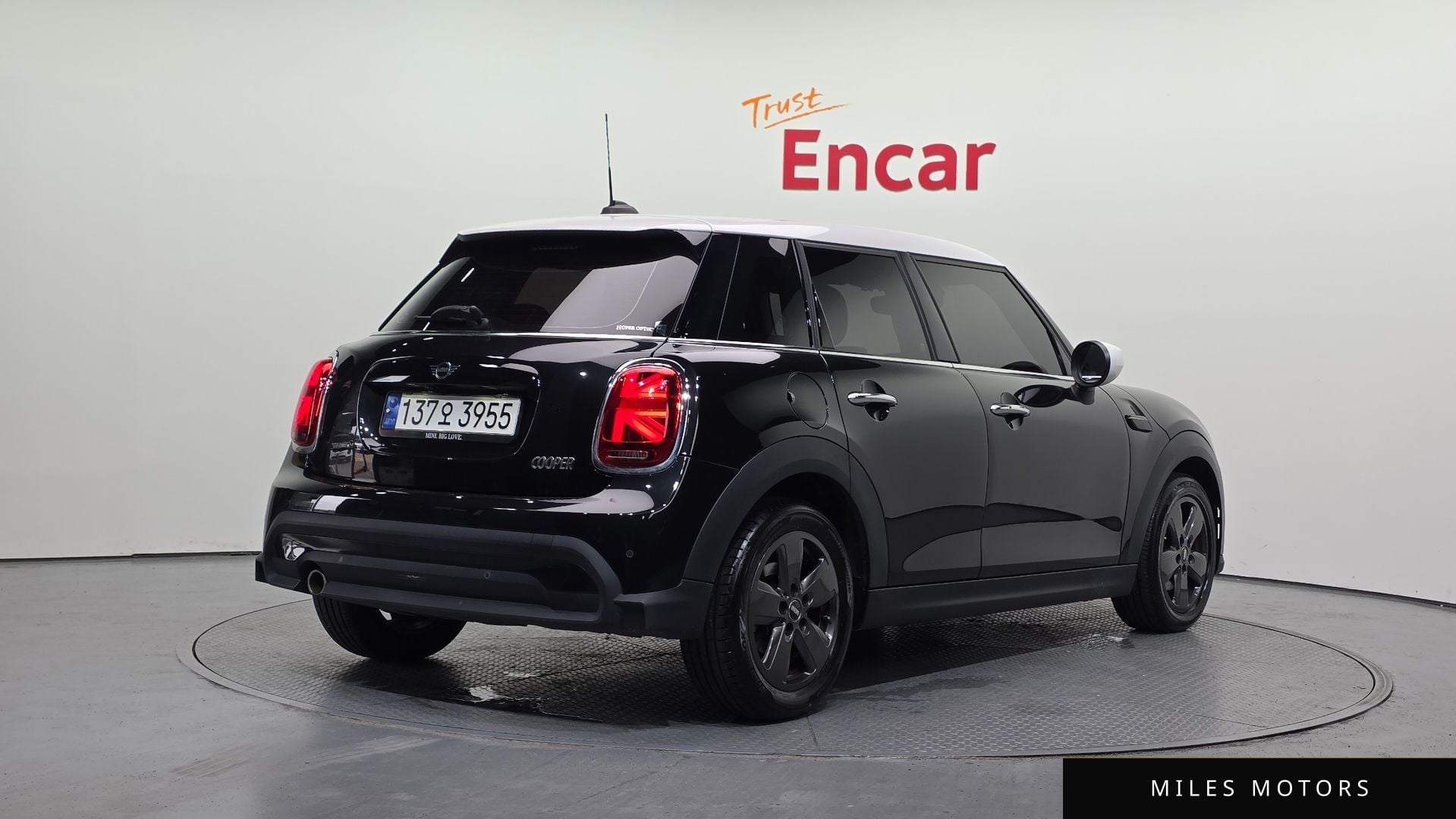 MINI Cooper 2023 — миниатюра 2