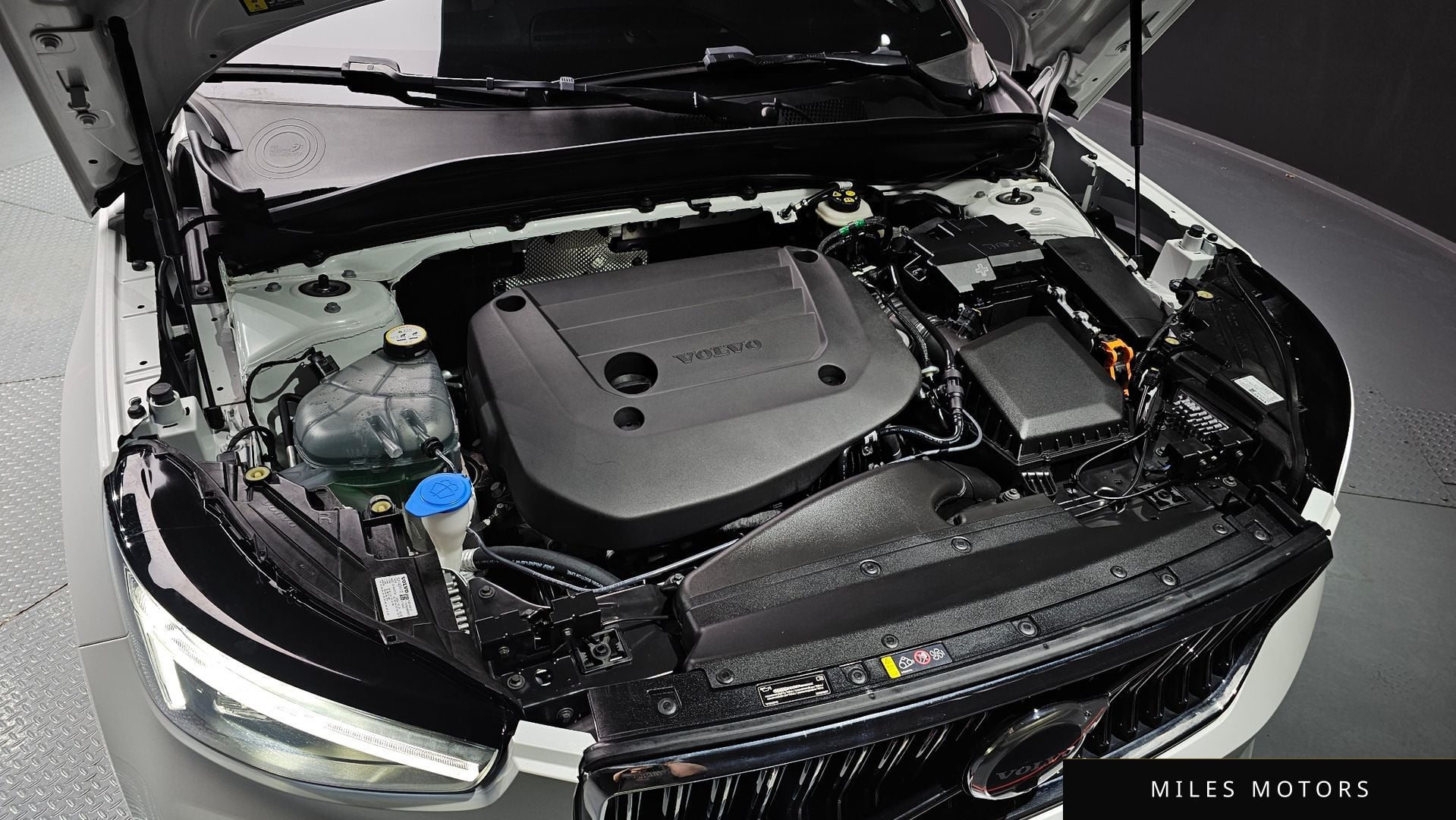 Volvo XC40 2025 — миниатюра 6