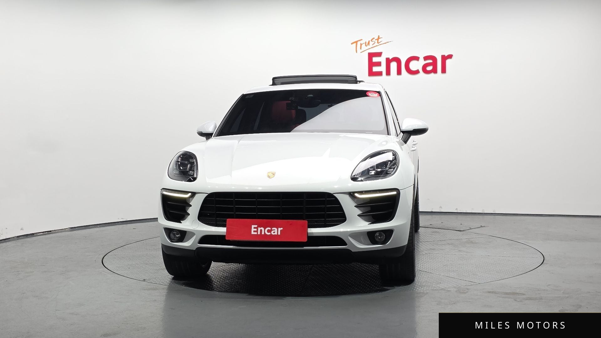 Porsche Macan 2017 — миниатюра 3
