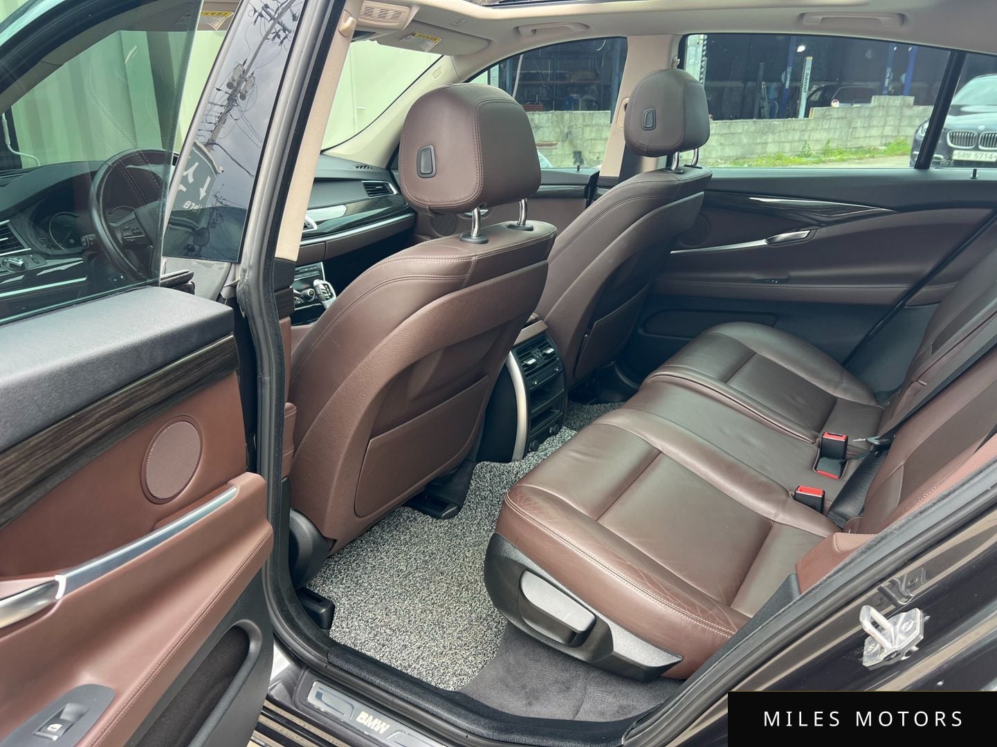 BMW 5 Series GT (F07) 2016 — миниатюра 8