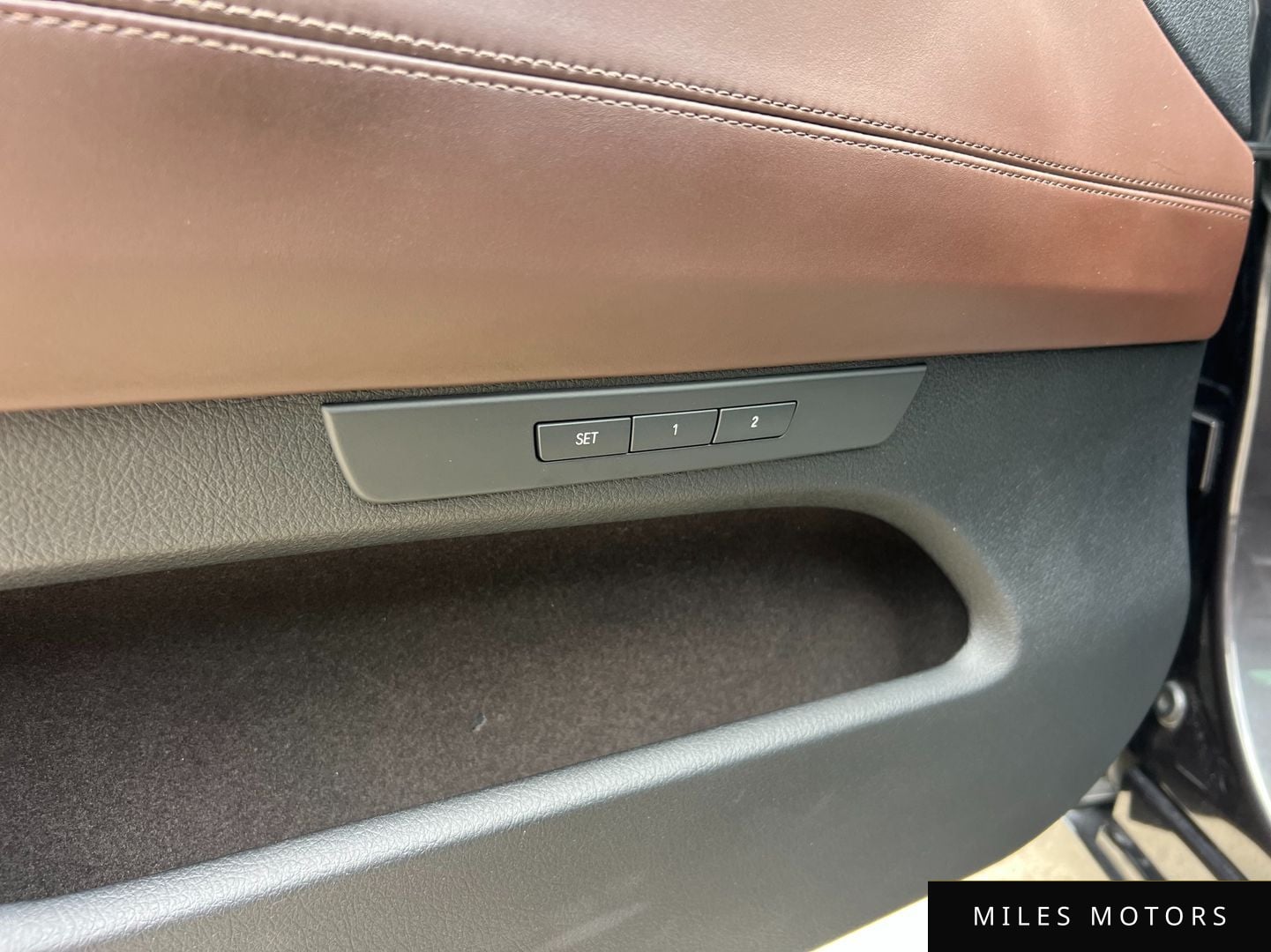 BMW 5 Series GT (F07) 2016 — миниатюра 11