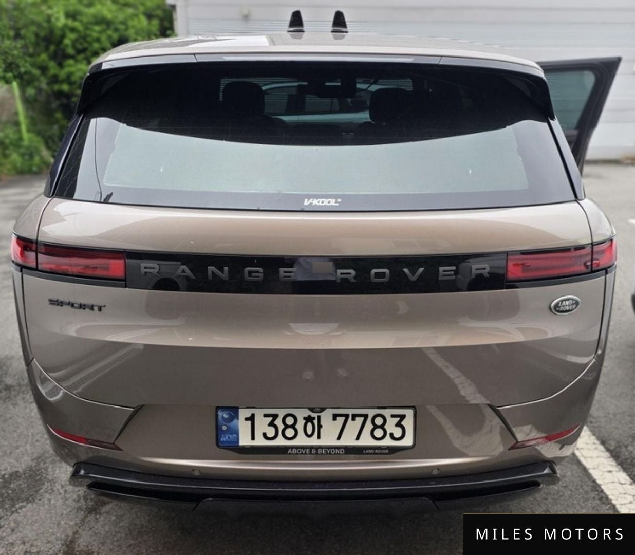 Land Rover Range Rover Sport 2023 — миниатюра 2