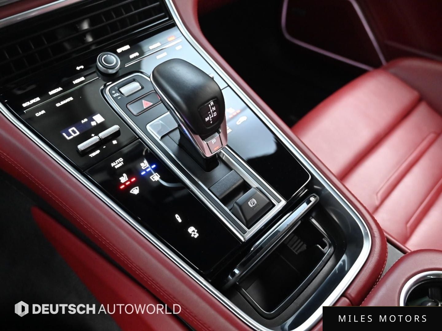 Porsche Panamera 2021 — миниатюра 9