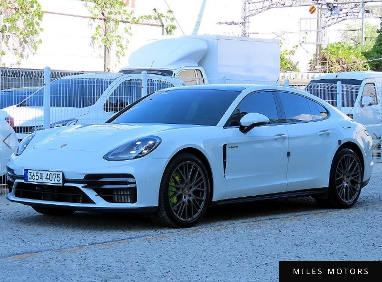 Porsche Panamera 2023 — миниатюра 2