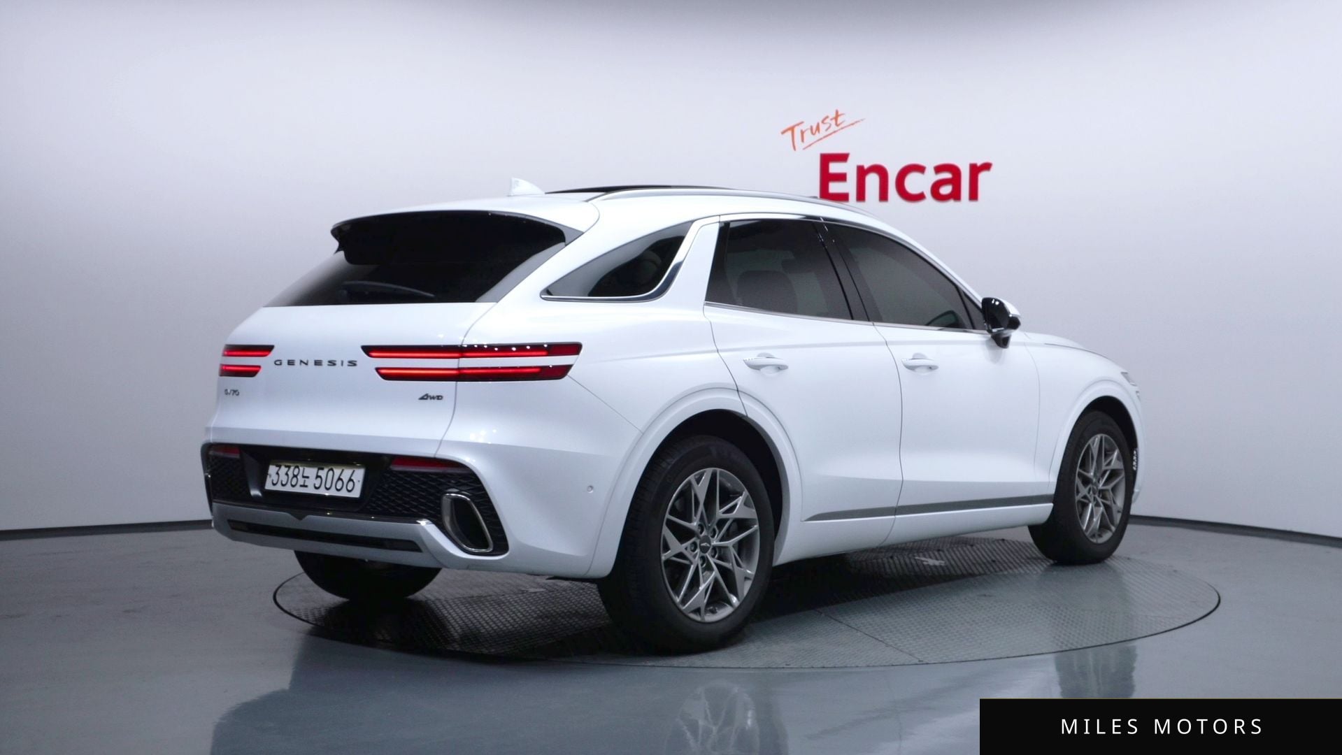 Genesis GV70 2023 — миниатюра 2