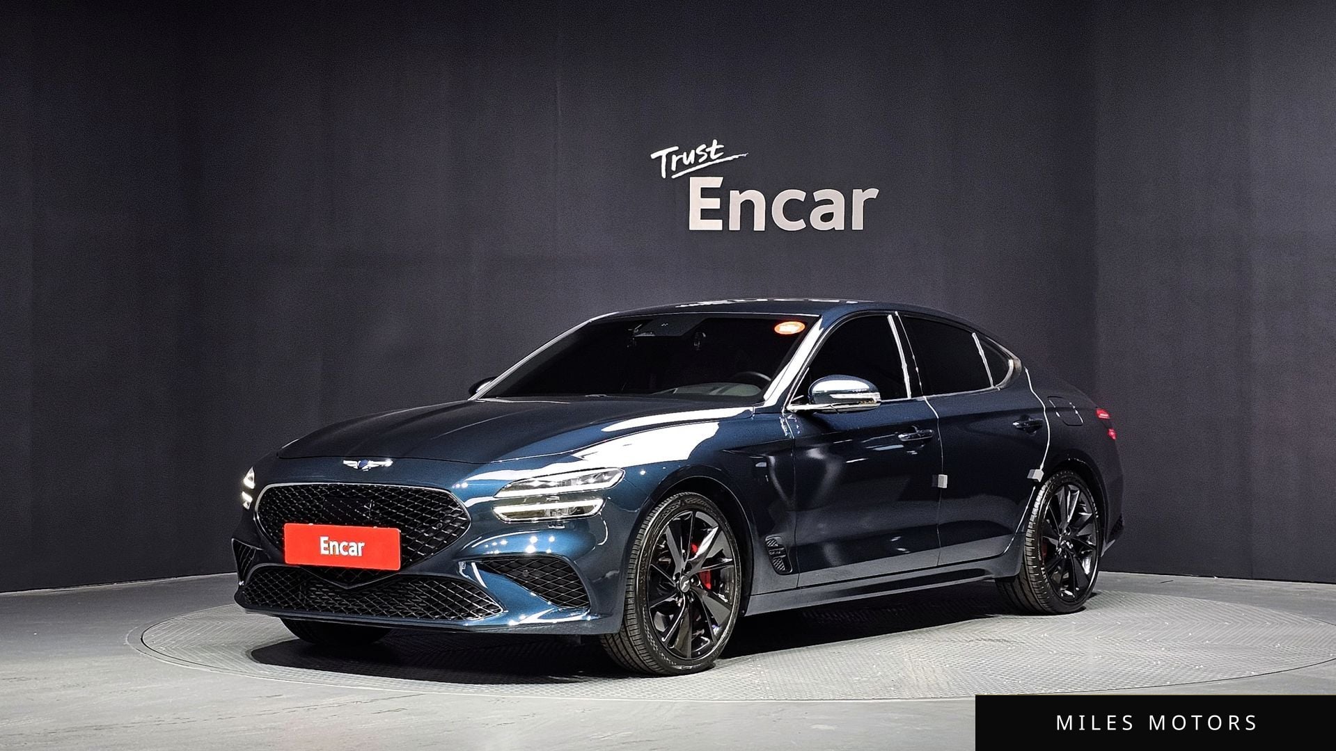 Genesis G70 2021 — фото 1 из 12
