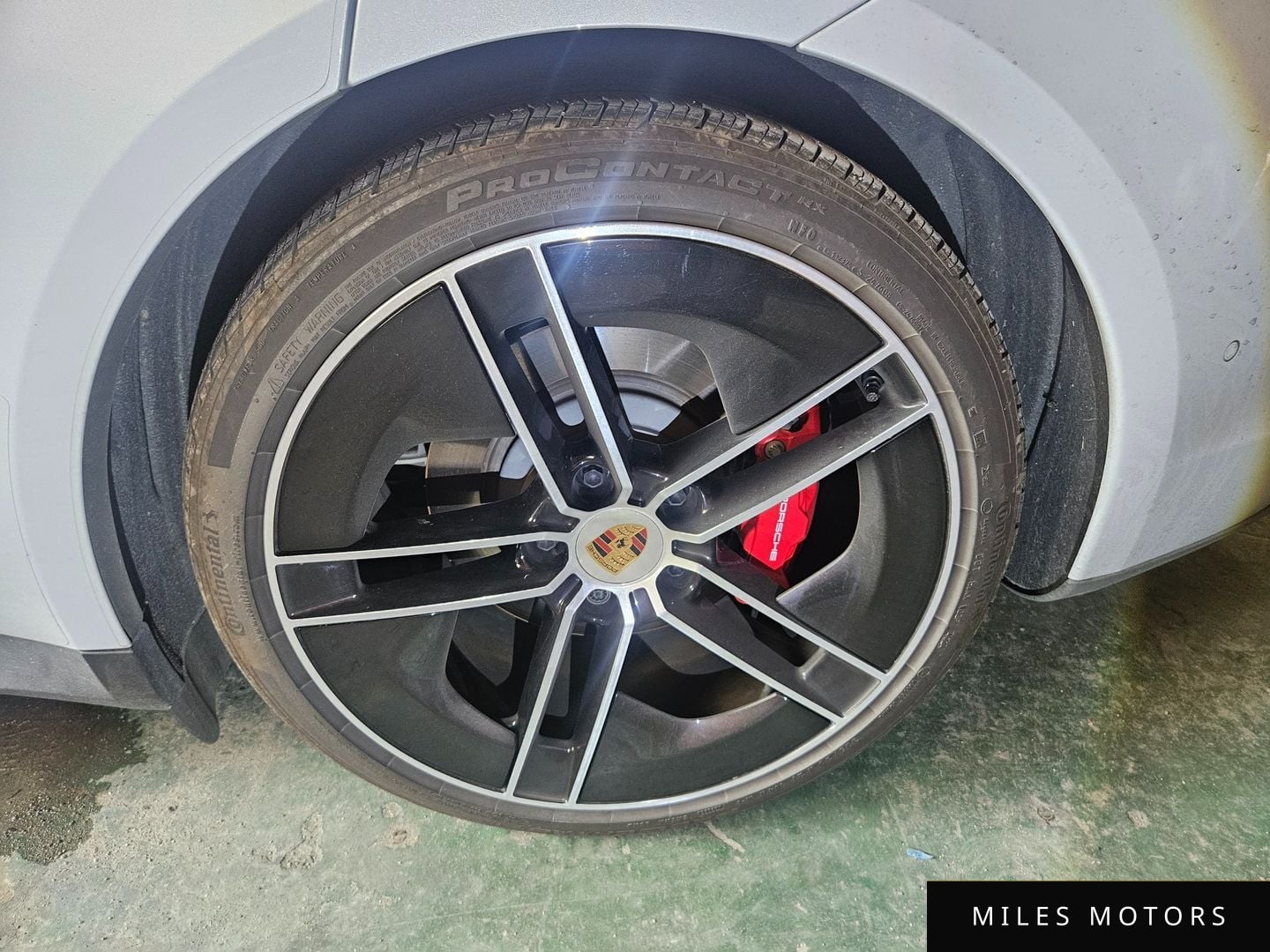 Porsche Taycan 2025 — миниатюра 5
