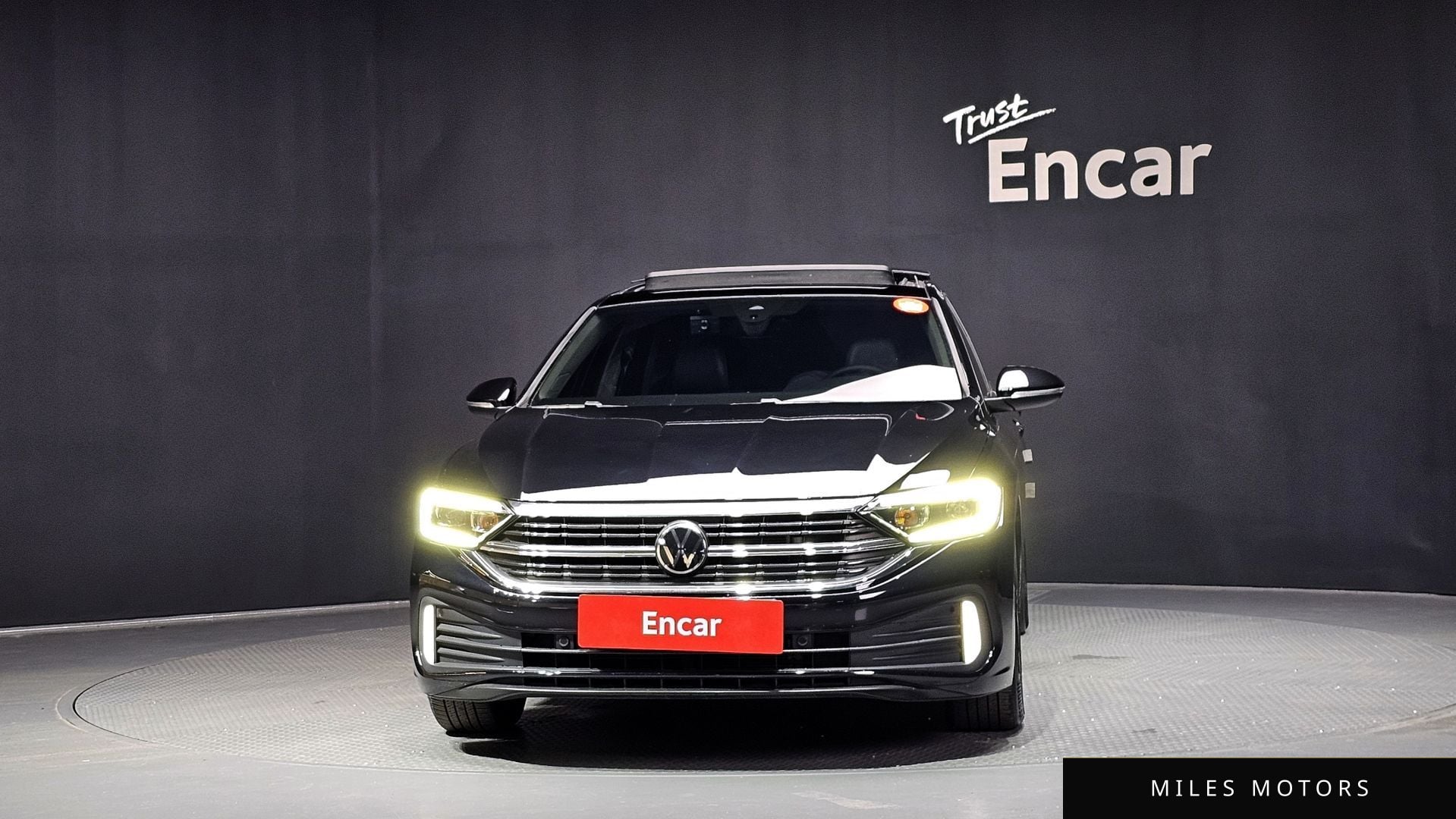 Volkswagen Jetta 2024 — миниатюра 3