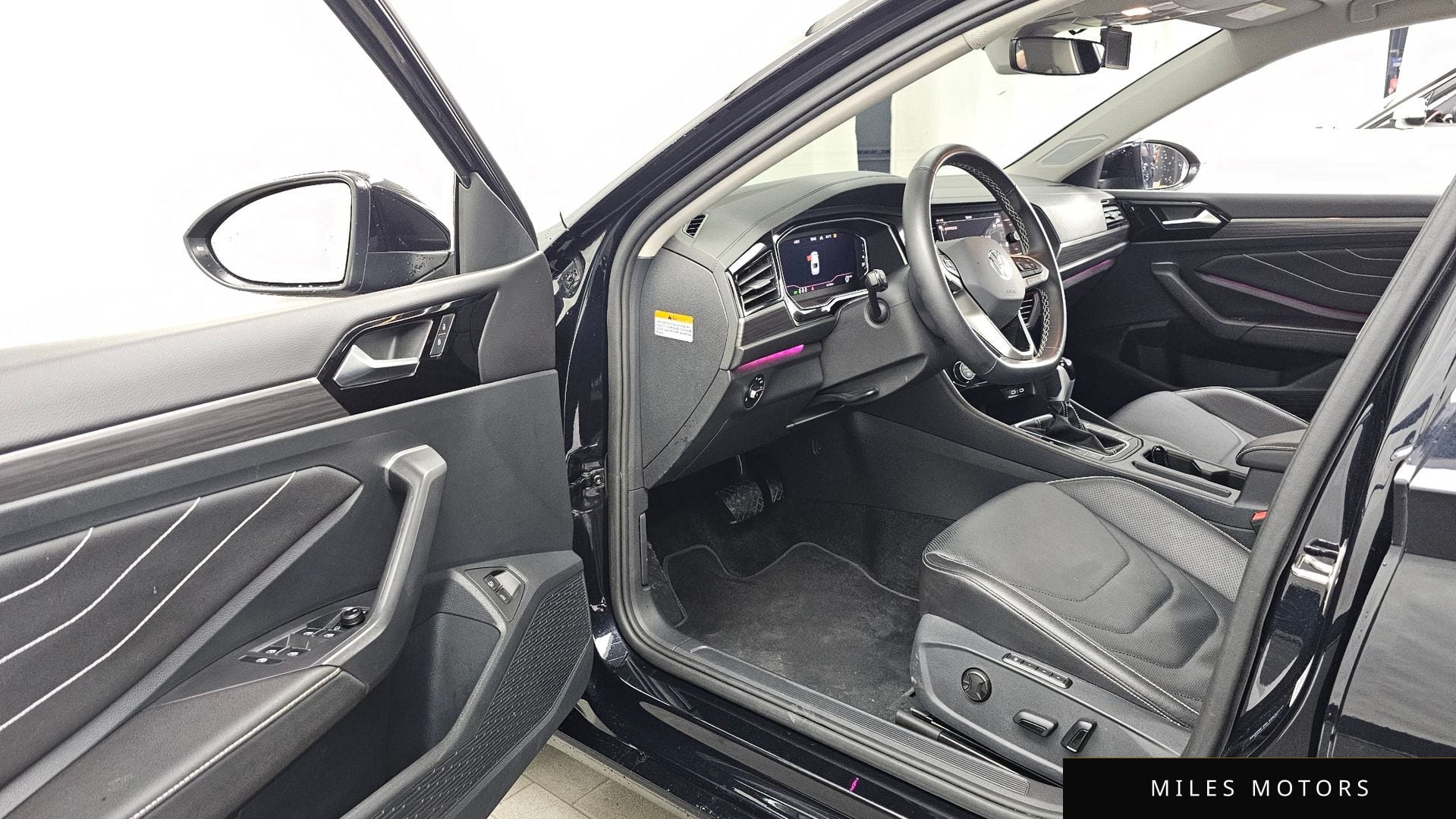Volkswagen Jetta 2024 — миниатюра 10