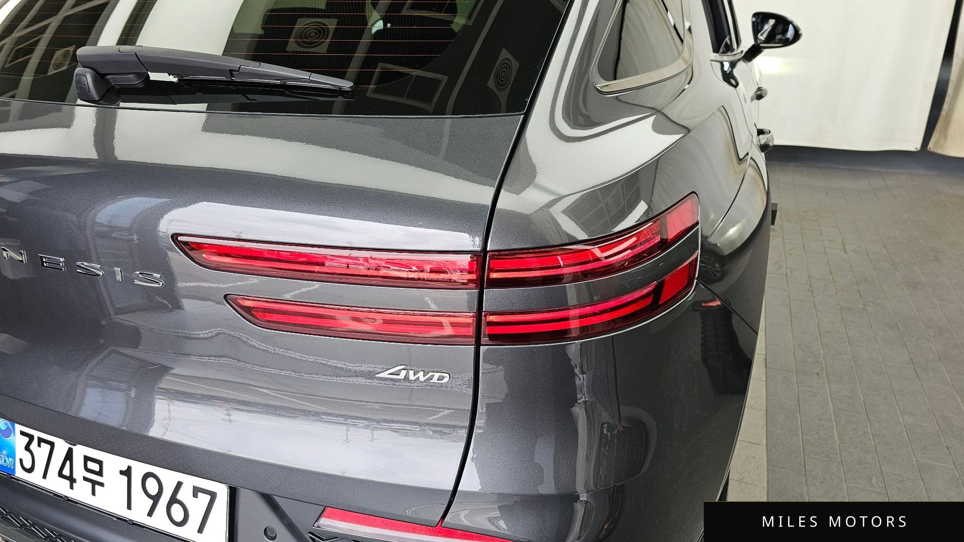 Genesis GV70 2022 — миниатюра 9