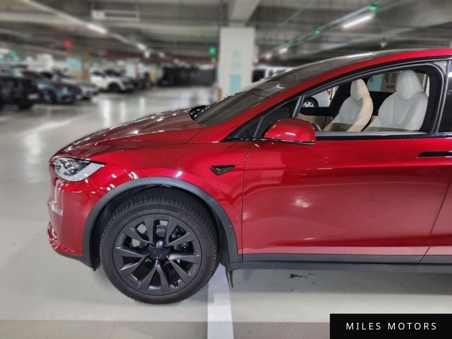 Tesla Model X 2023 — миниатюра 4