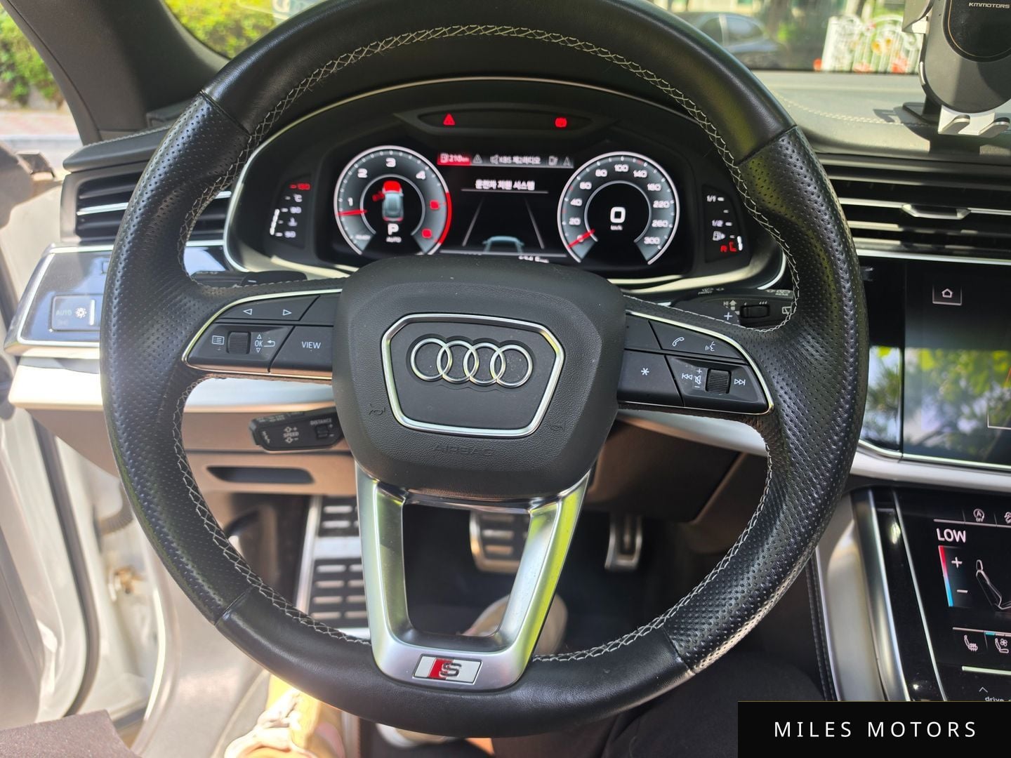 Audi Q8 (4M) 2021 — миниатюра 9