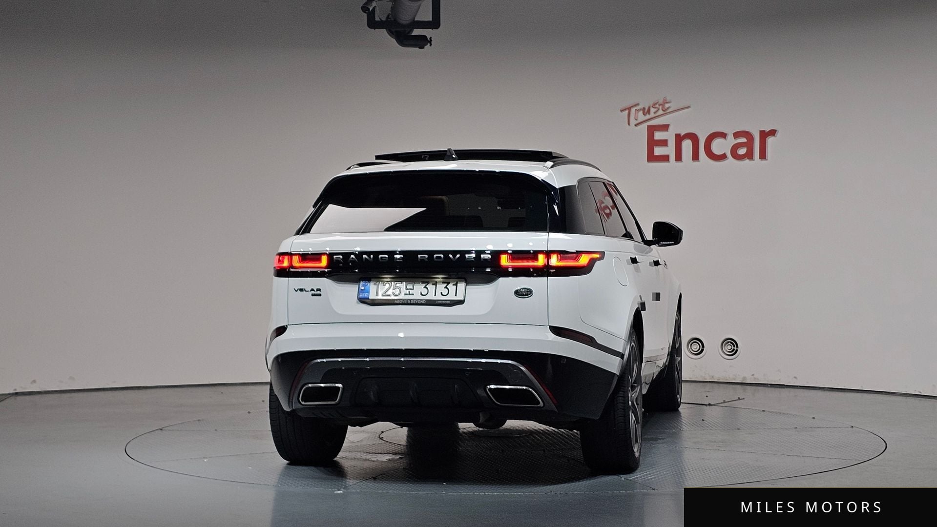 Land Rover Range Rover Velar 2022 — миниатюра 3