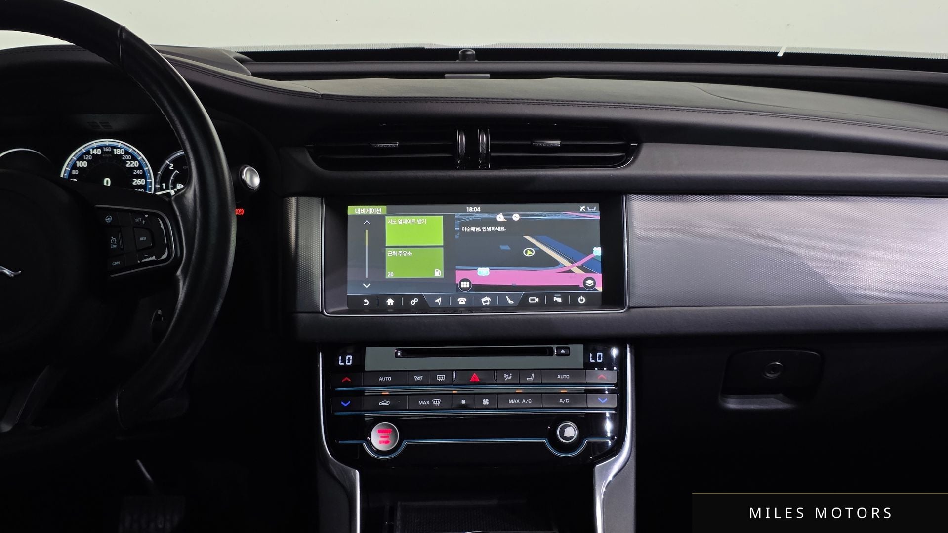 Jaguar XF (X260) 2017 — миниатюра 12