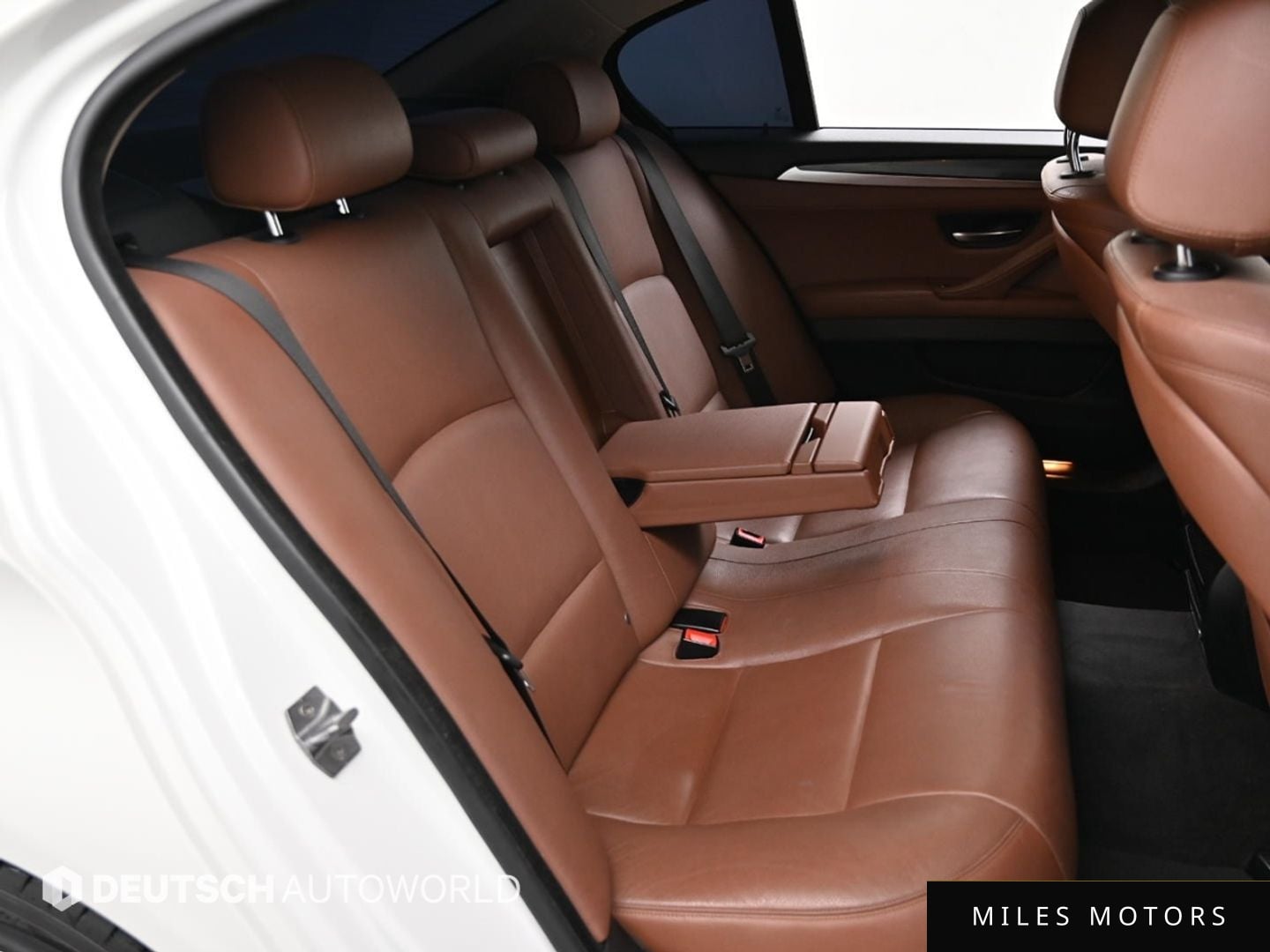 BMW 5 Series (F10) 2016 — миниатюра 12